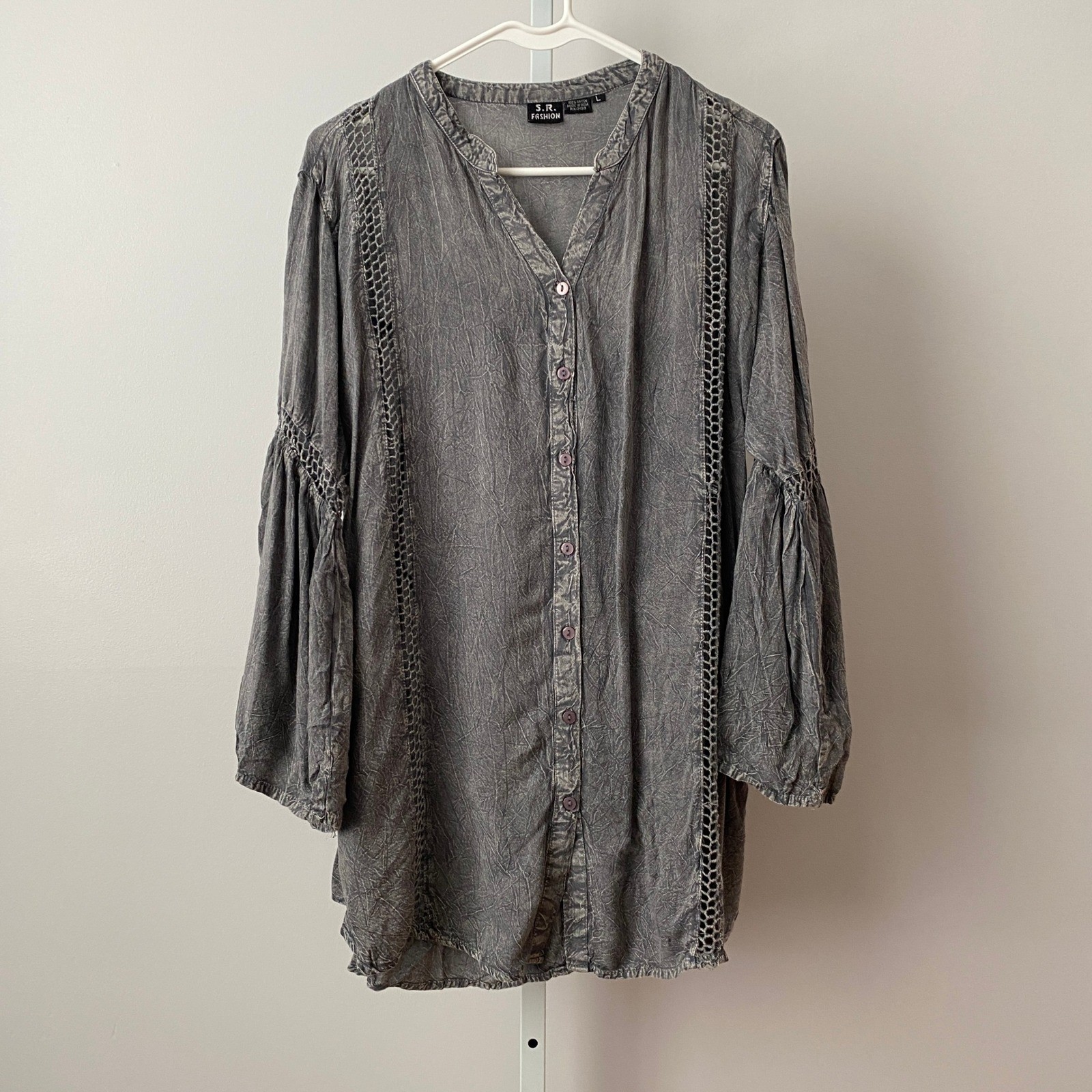 S.R. Fashion L Grey Button Up Crochet Lace Bell Sleeve Acid Wash Boho Tunic Top