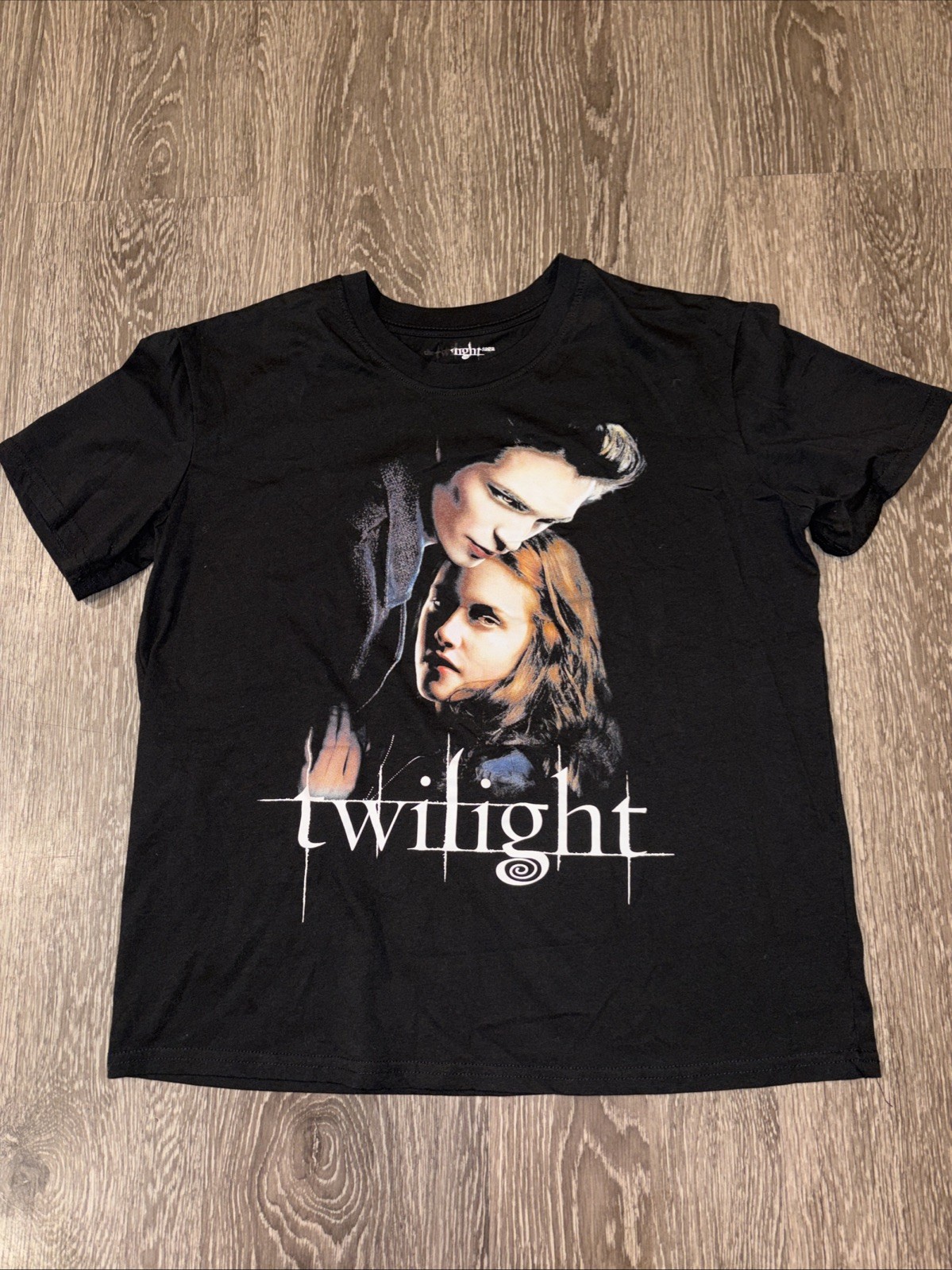Twilight Edward and Bella T-Shirt – Black Size Medium Woman’s