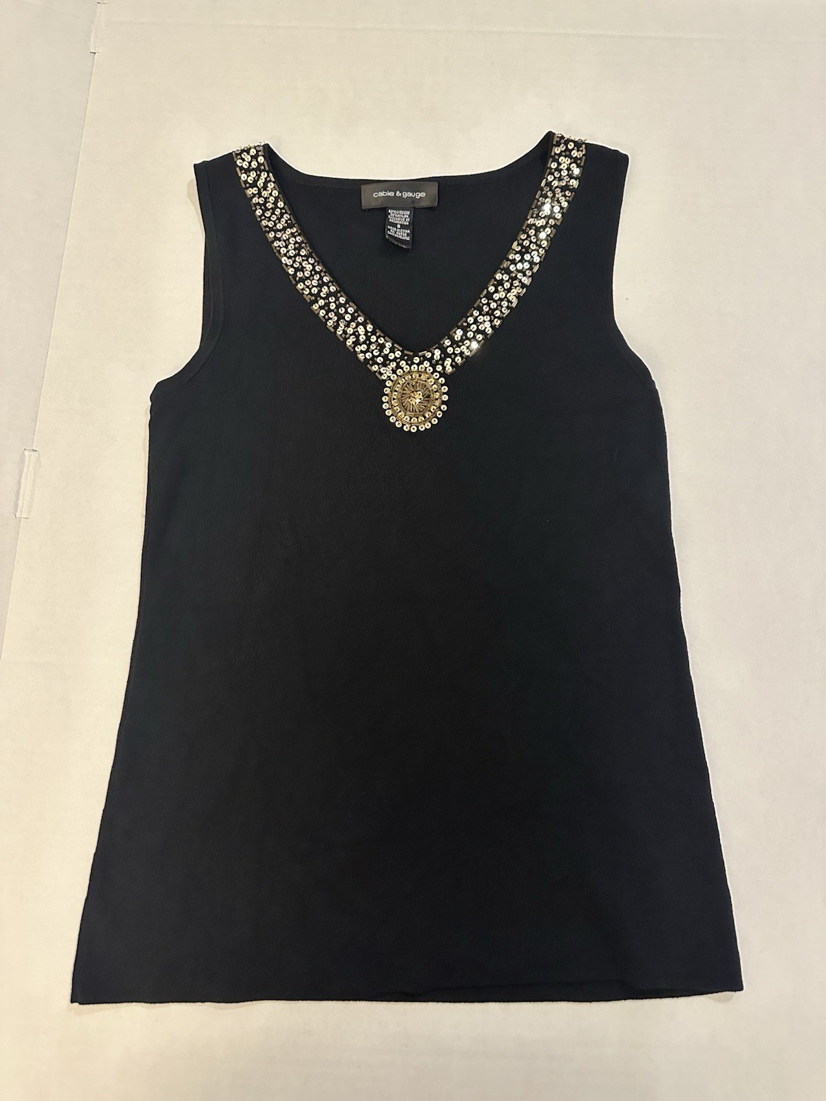 Cable & Gauge Women’s Small Black Embellished Sleeveless V-Neck Knit Top