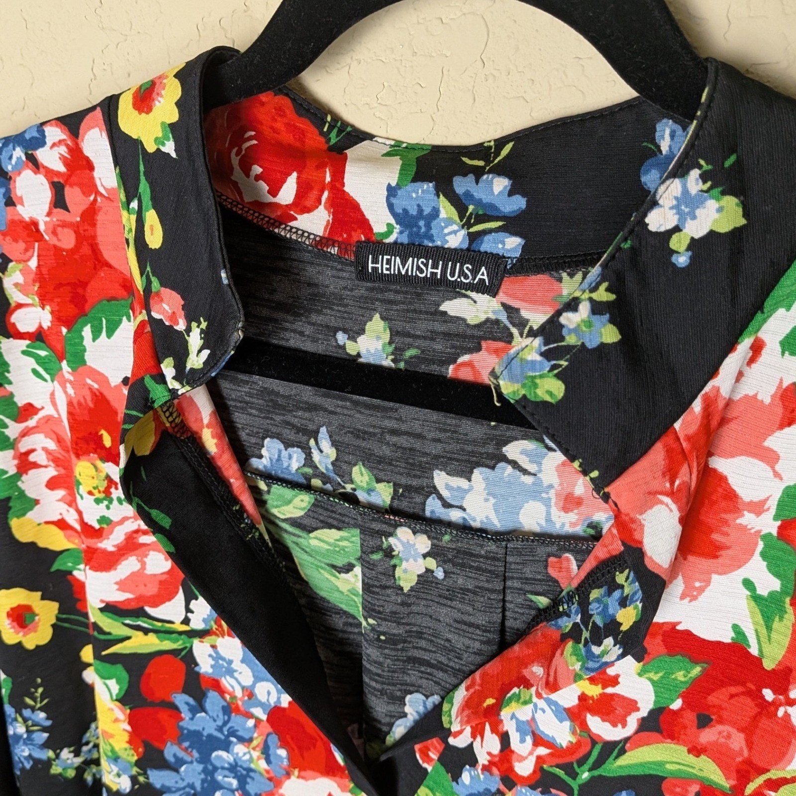 Heimish USA Floral Blouse Black with Red Blue Green Print Size M Cottage Boho