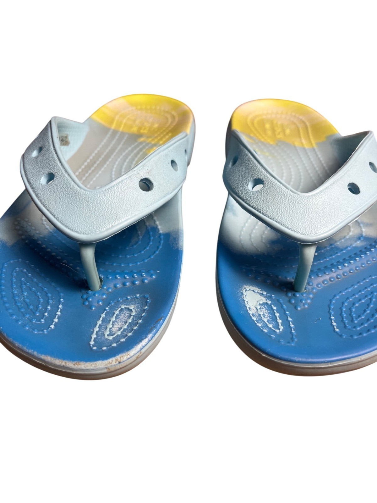 Crocs Blue & Yellow Ombre Thong Sandals Size 6 womens 4 Men’s Casual Slides