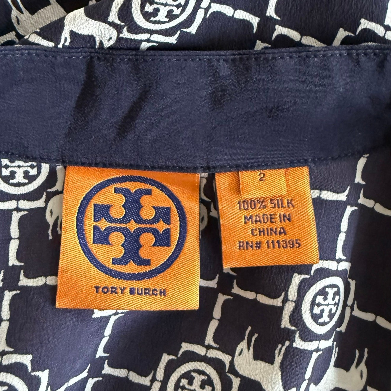 Tory Burch Silk Tunic Top Monogram Horse Print Size 2 Blue White Gold Buttons