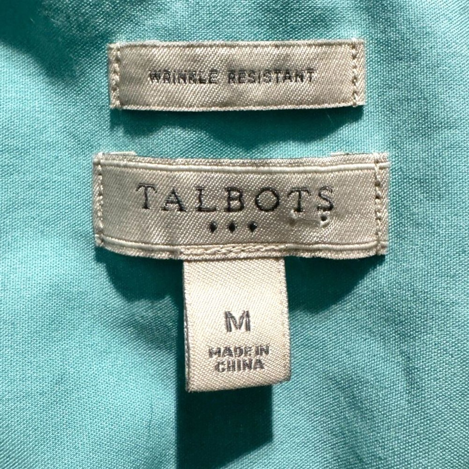 Talbots Women’s M Light Blue Sleeveless Button Up Shirt Wrinkle Resistant Cotton