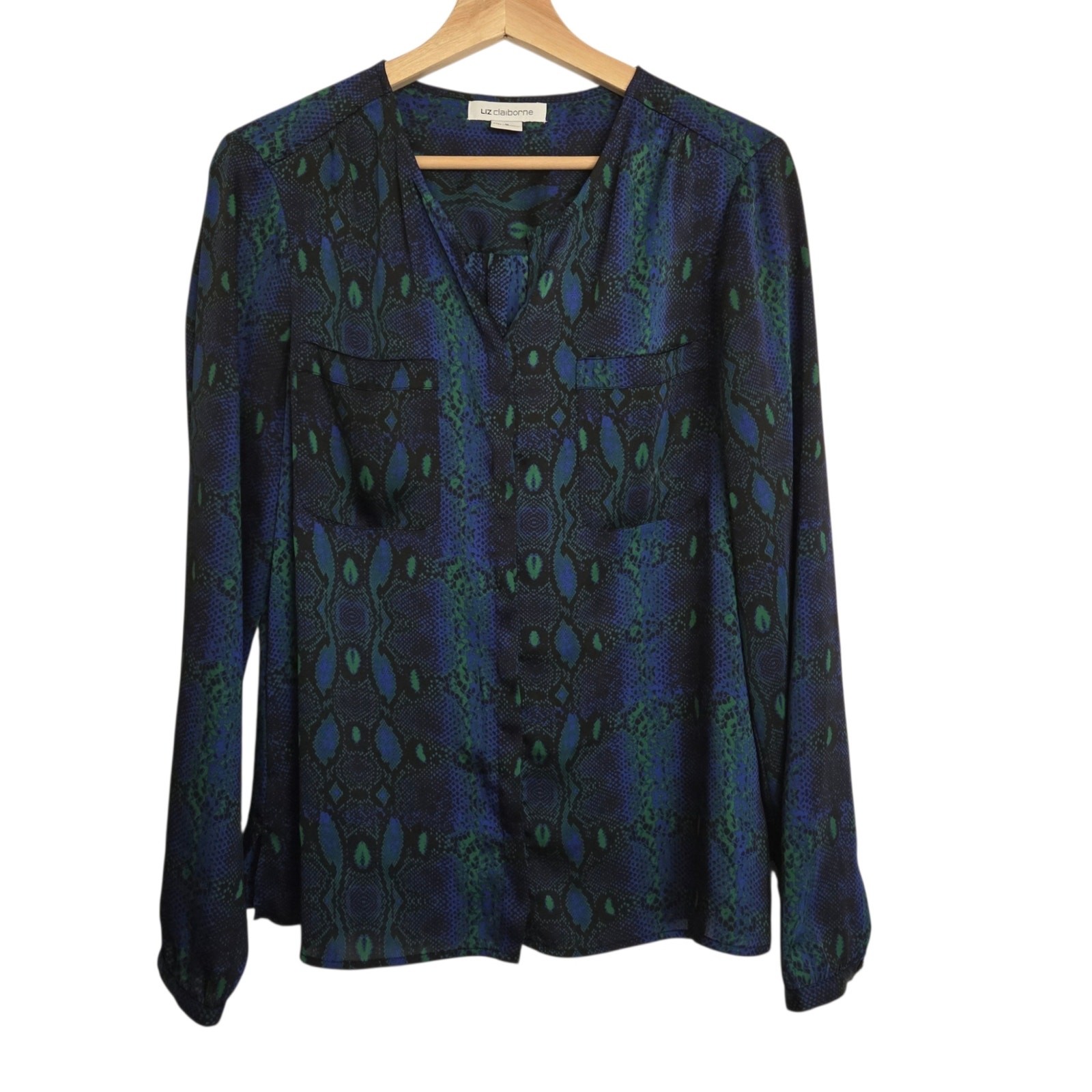 Liz Claiborne Animal Print Sateen Covered Button Up Long Sleeve Blouse MEDIUM