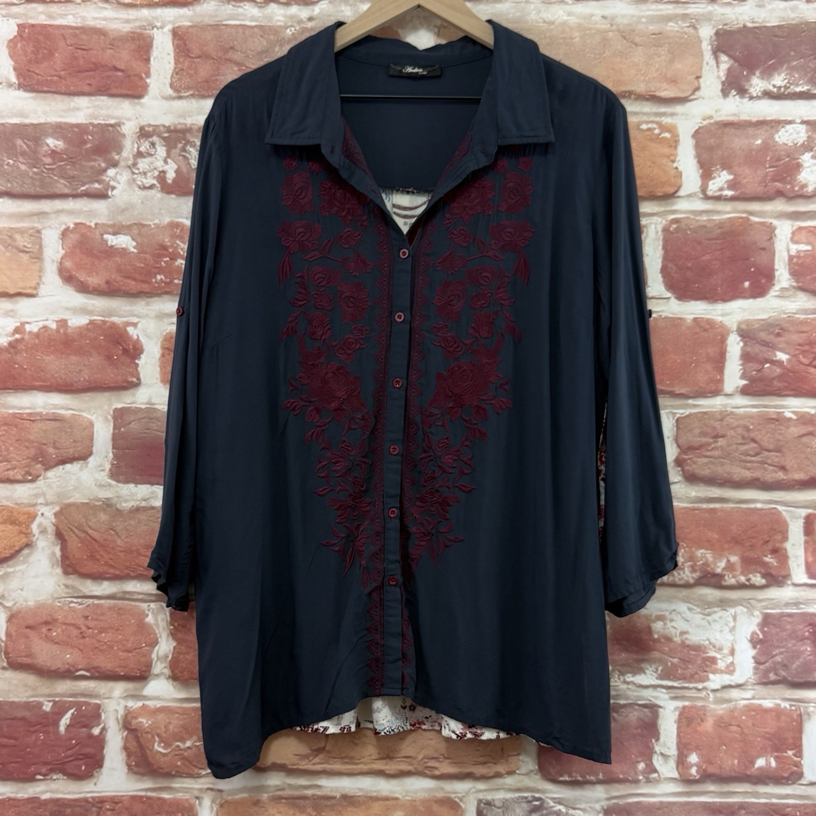 Andree Top Womens 1X Dark Blue Multicolor Boho Floral Printed Back Casual Shirt