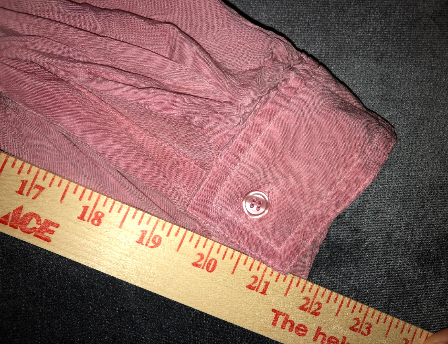 Relaxed California-Chic Womens Sandwashed Velvety Button-Down Pink Blouse Small