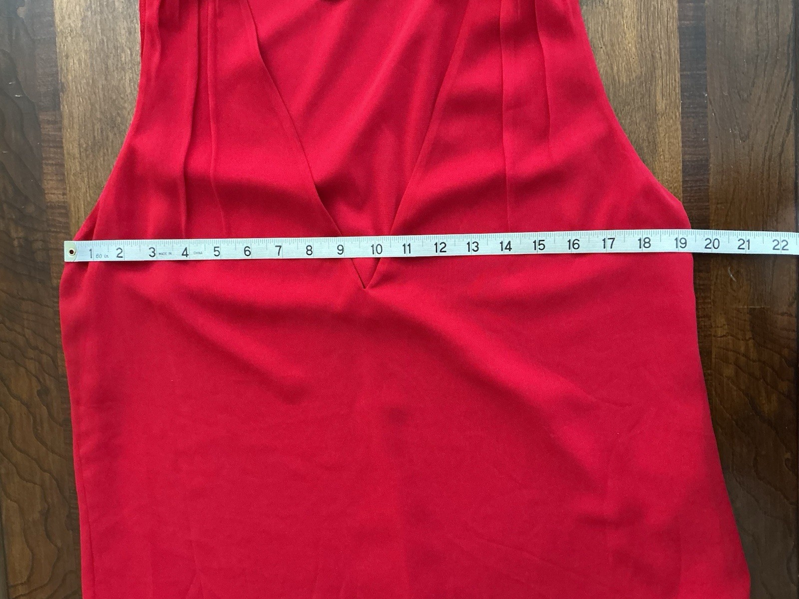 Alice + Olivia Plunging V-Neckline Sleeveless Royal Red Top Retail $187 Size M