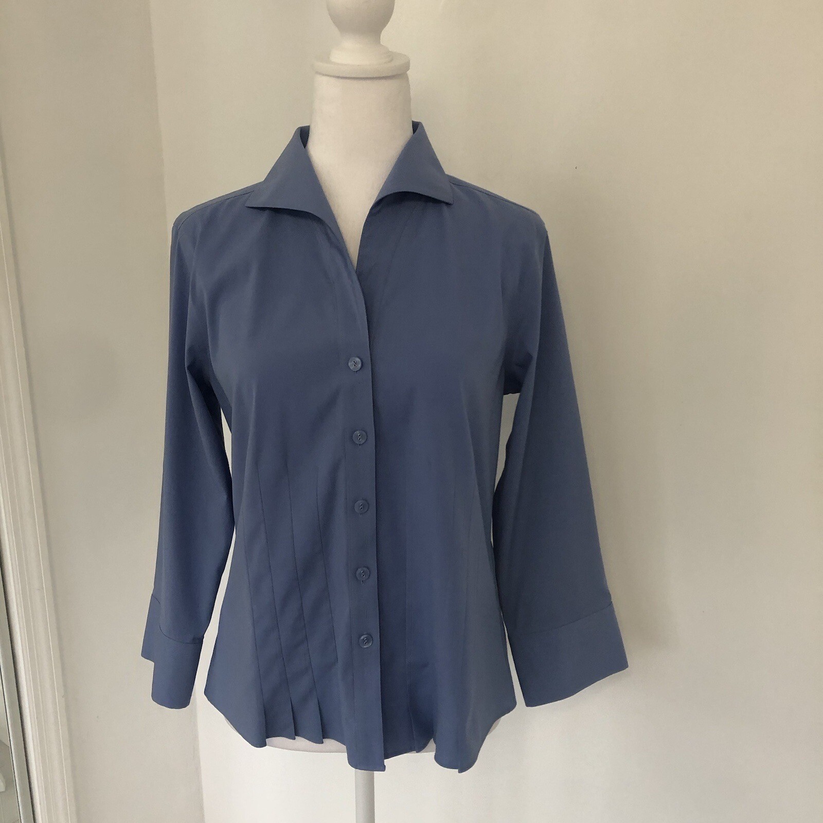 NEW TALBOTS Wrinkle Resistant Stretch Women Blue 3/4 Sleeve Button Up Shirt Sz 4