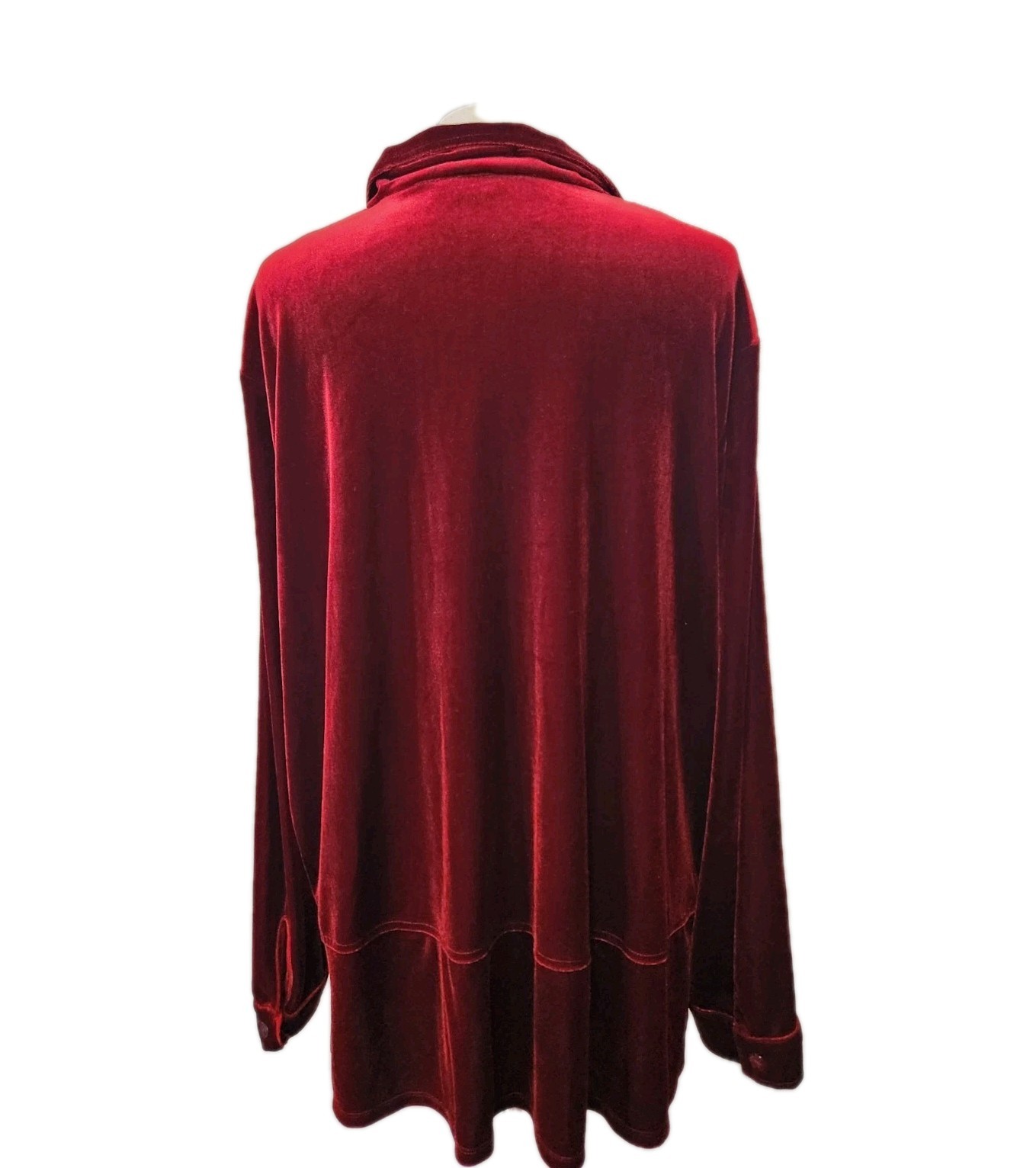 Studio Ease Burgandy Velour Top Blouse 24W Floral Embroidered Hem Button Accents