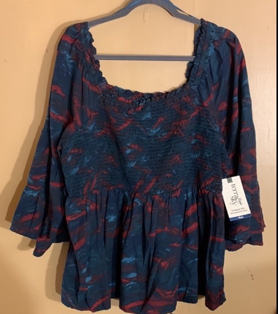 TERRA & SKY Animal Mark Rose Wine Print Bell Sleeve Smock Top NWT 1X