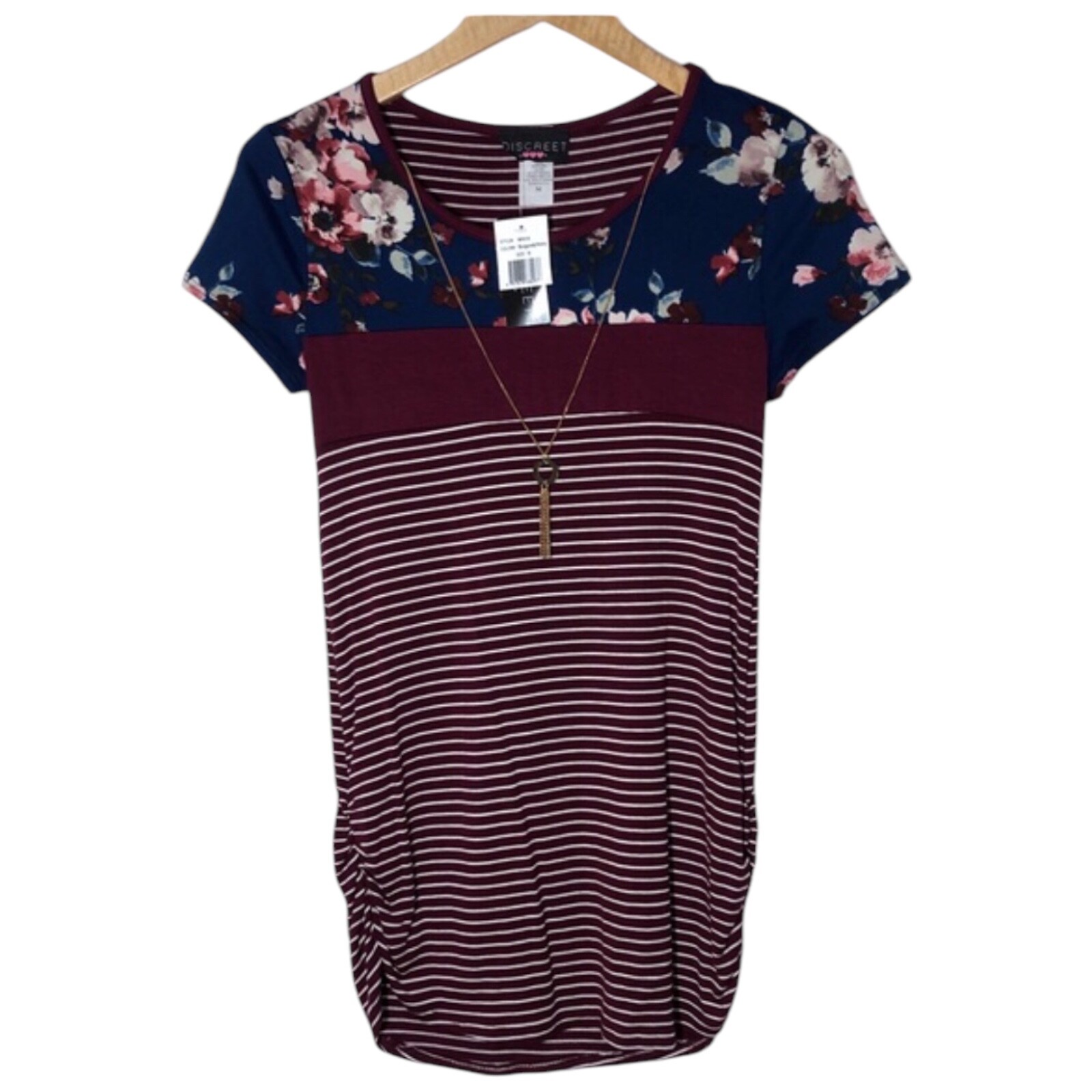 NWT Discreet Womens Floral and Striped Tunic Top Detachable Necklace Size M Gift