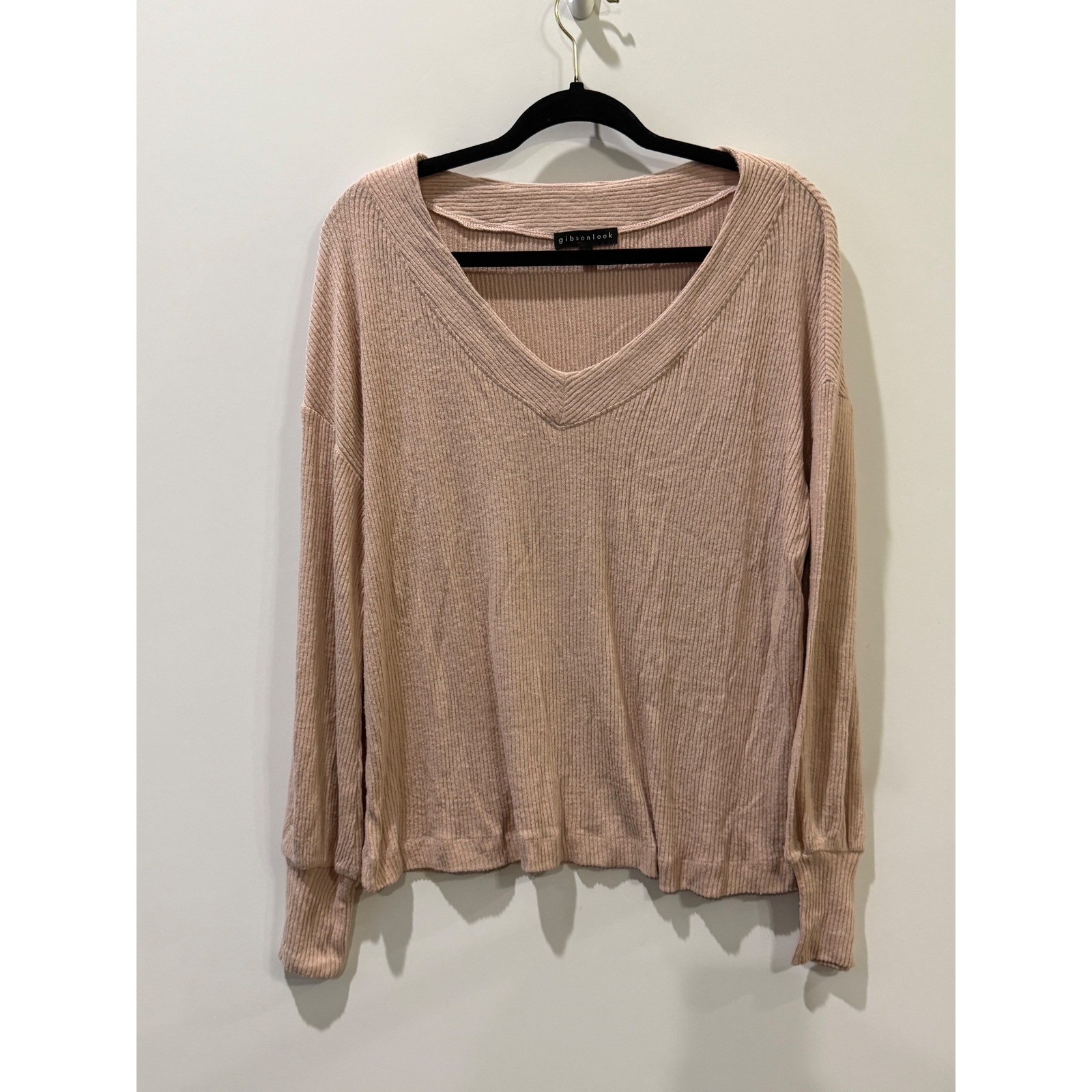Gibsonlook VNeck Ribbed Top Womens Large Pink Excellent Long Sleeve Knit CAR9744