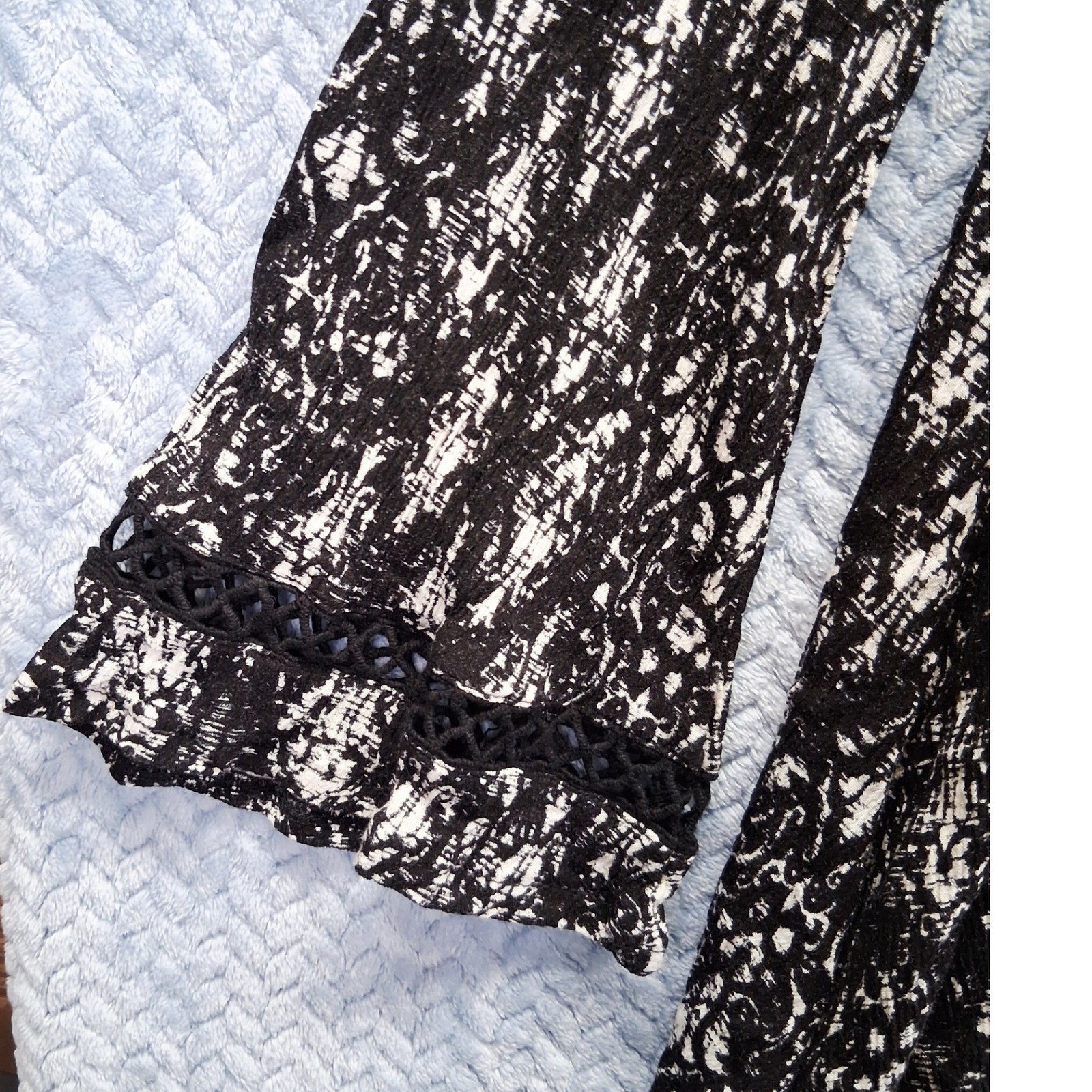 Others Follow Black White Damask Print Boho Tunic Top Crochet Lace Small