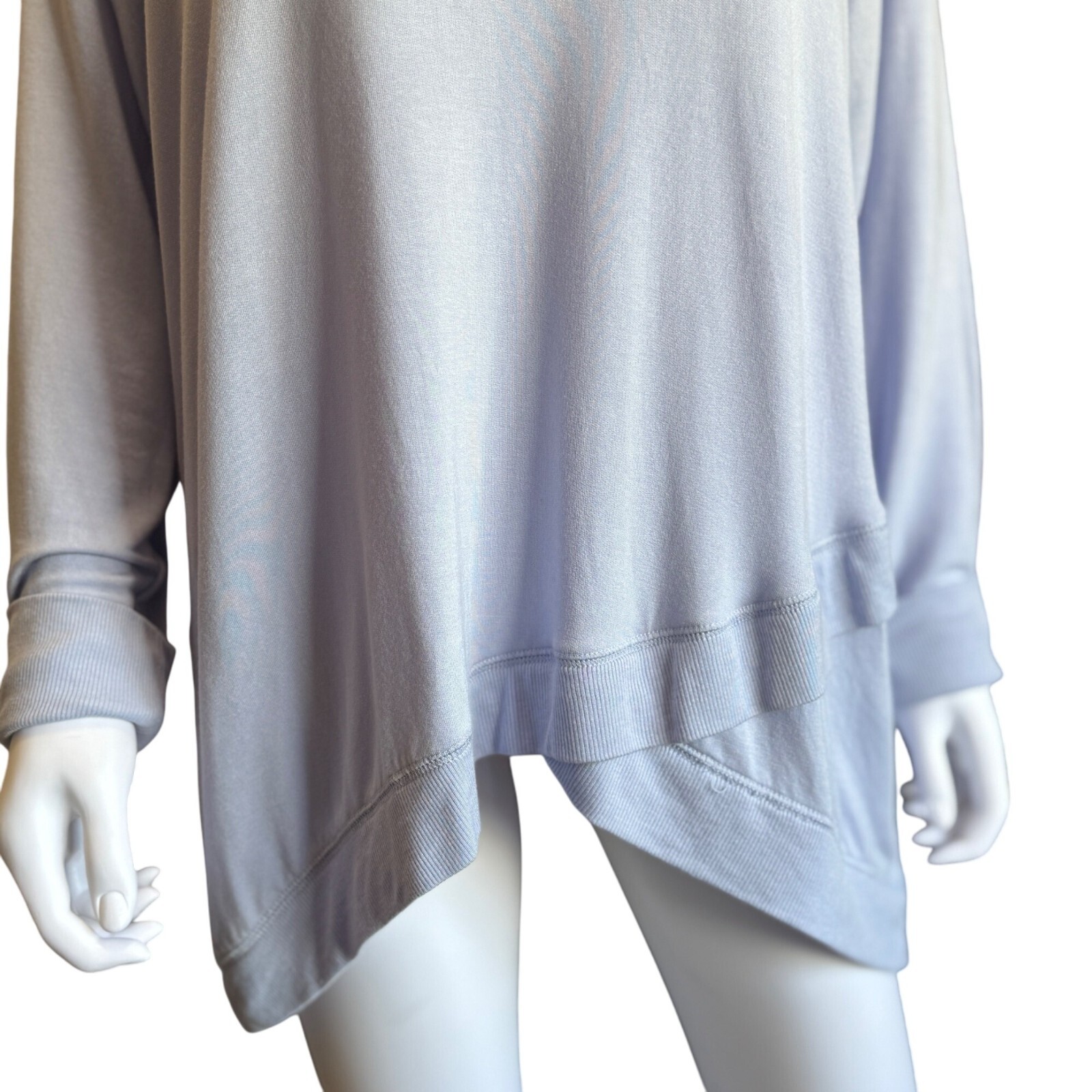 Workshop – Light Blue Modal Blend Asymmetrical Hem Top Long Sleeve Womens Sz 1X
