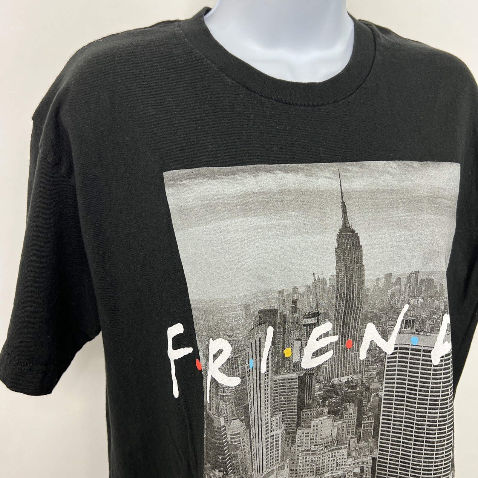 Friends T Shirt Large Black Short Sleeve Crew Neck Tee Womens 100% Cotton Jersey