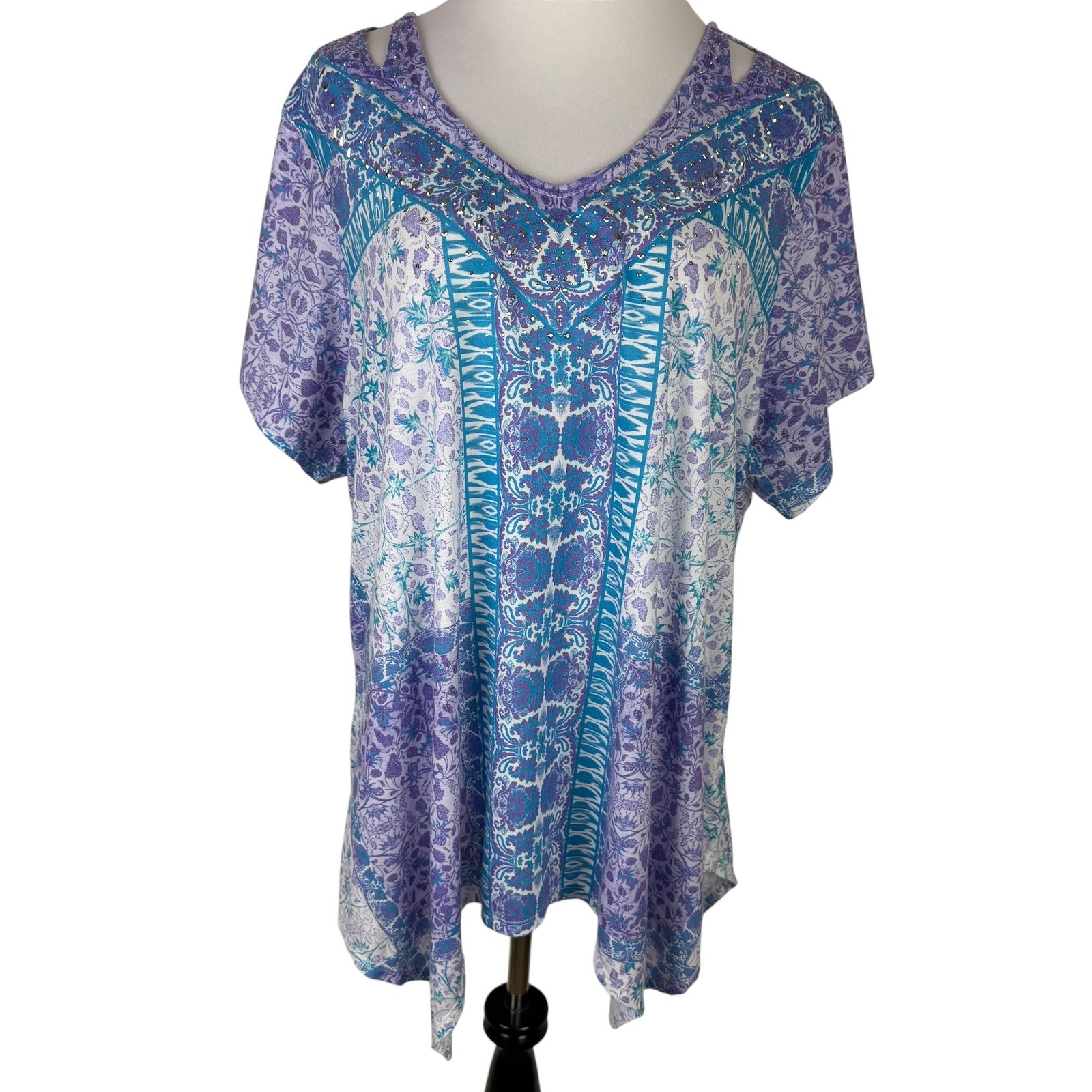 Gloria Vanderbilt Keisa Women’s 2X Purple Studded Cut Out Handkerchief Blouse