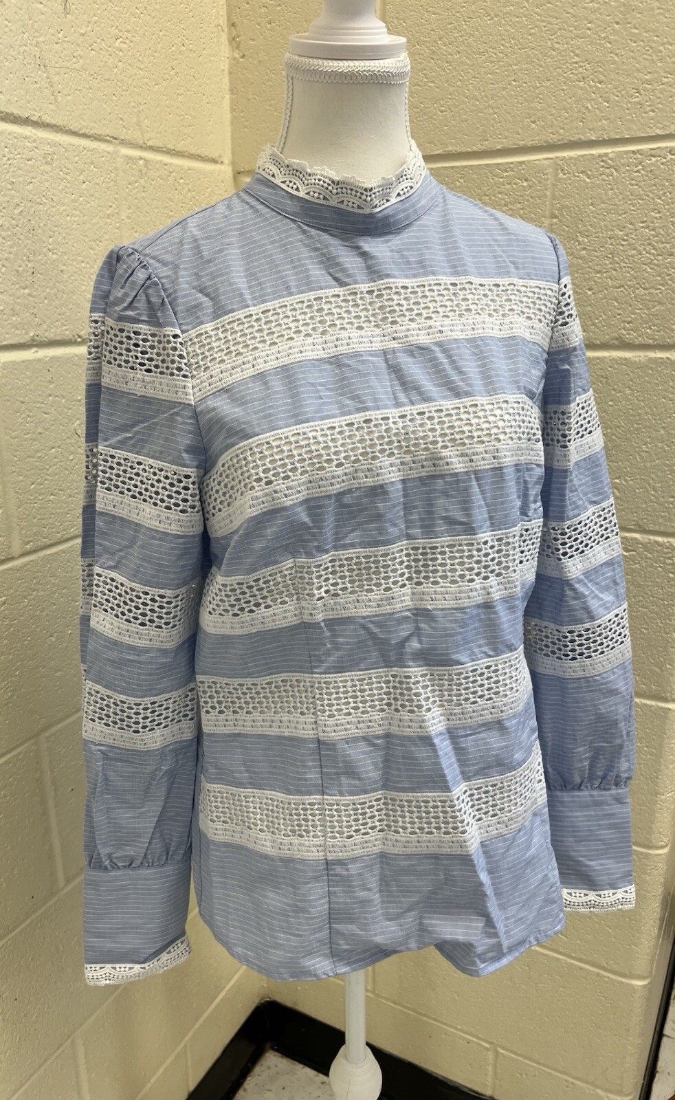 A Loves A Medium Blue LS Lace Inserts