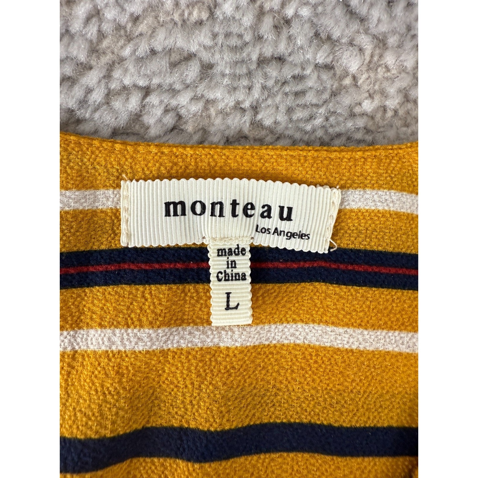 Monteau Size L Striped V Neck Short Sleeve Top Yellow Casual Pullover