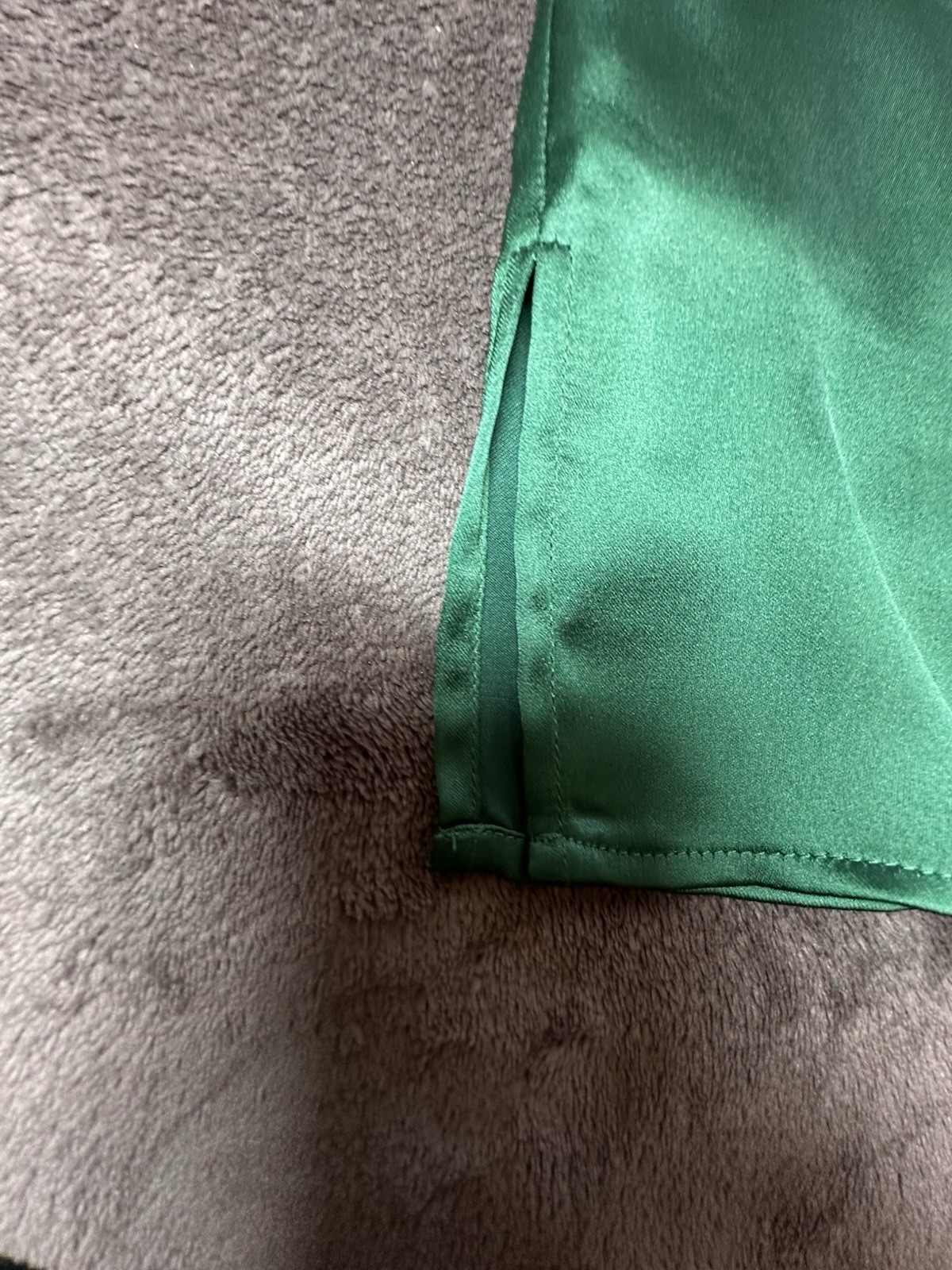 Rachel Zoe High Neck Halter Style Blouse Size L Olive Green Satin. A1-011