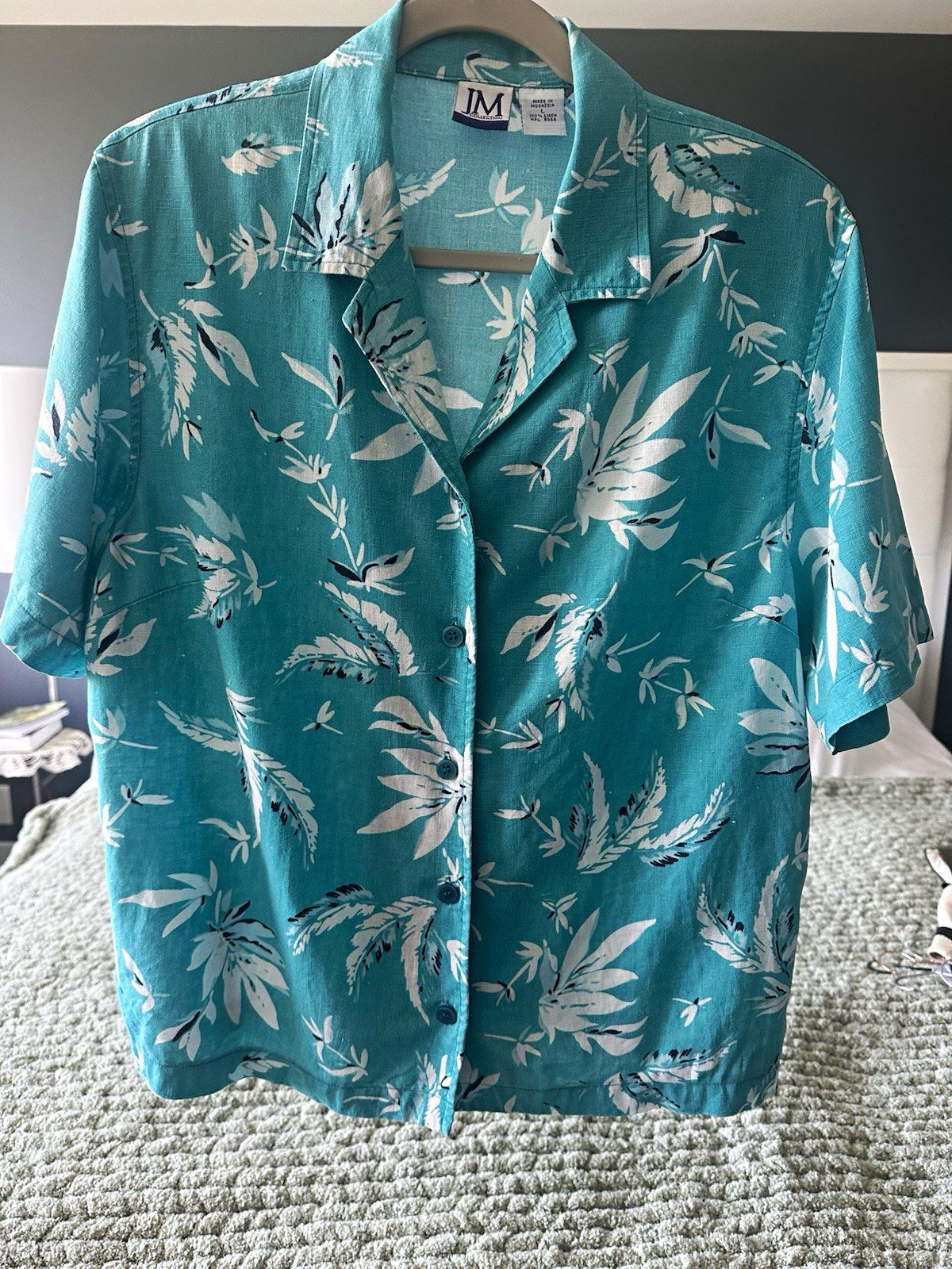 JM Collection Women’s L Linen Short Sleeve Hawaiian Floral Button-Up Shirt