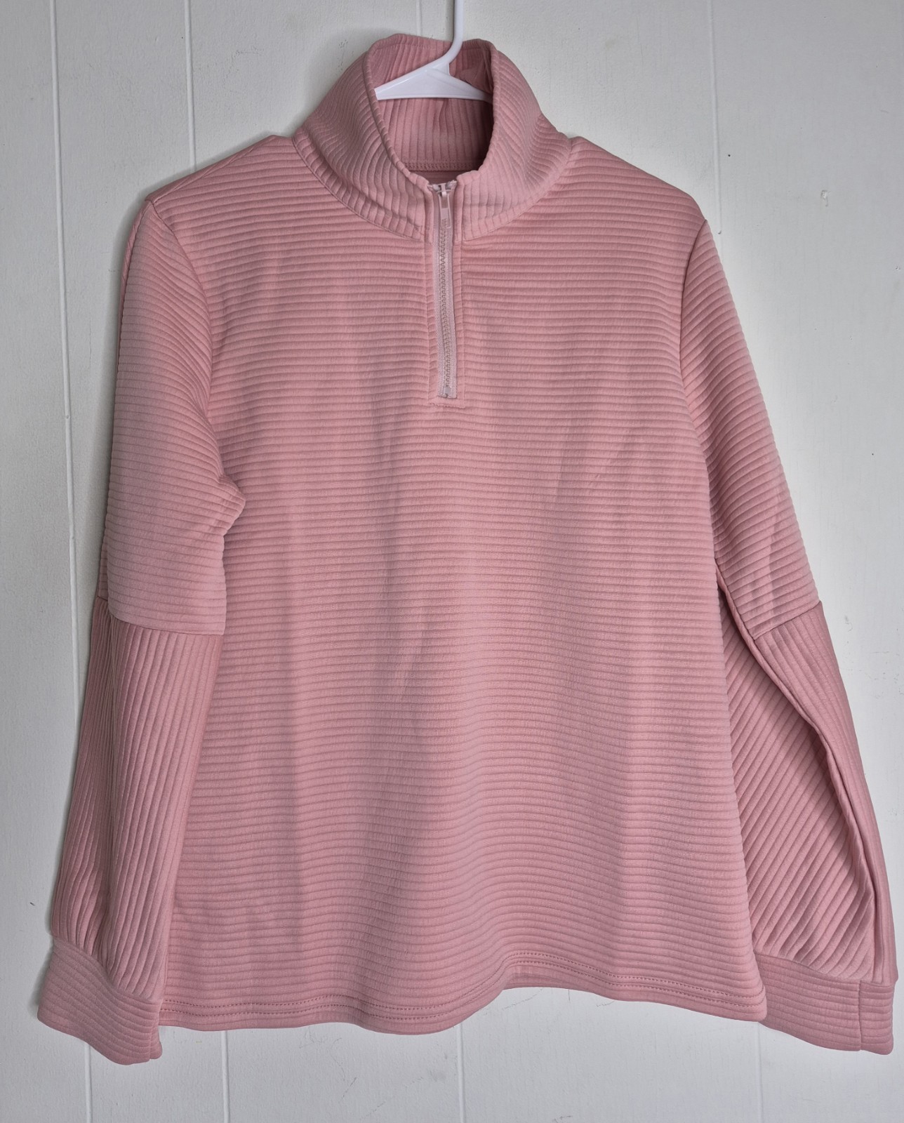 Unbranded Long-Sleeve Mockneck 3/4 Zip Shirt Women’s Size M