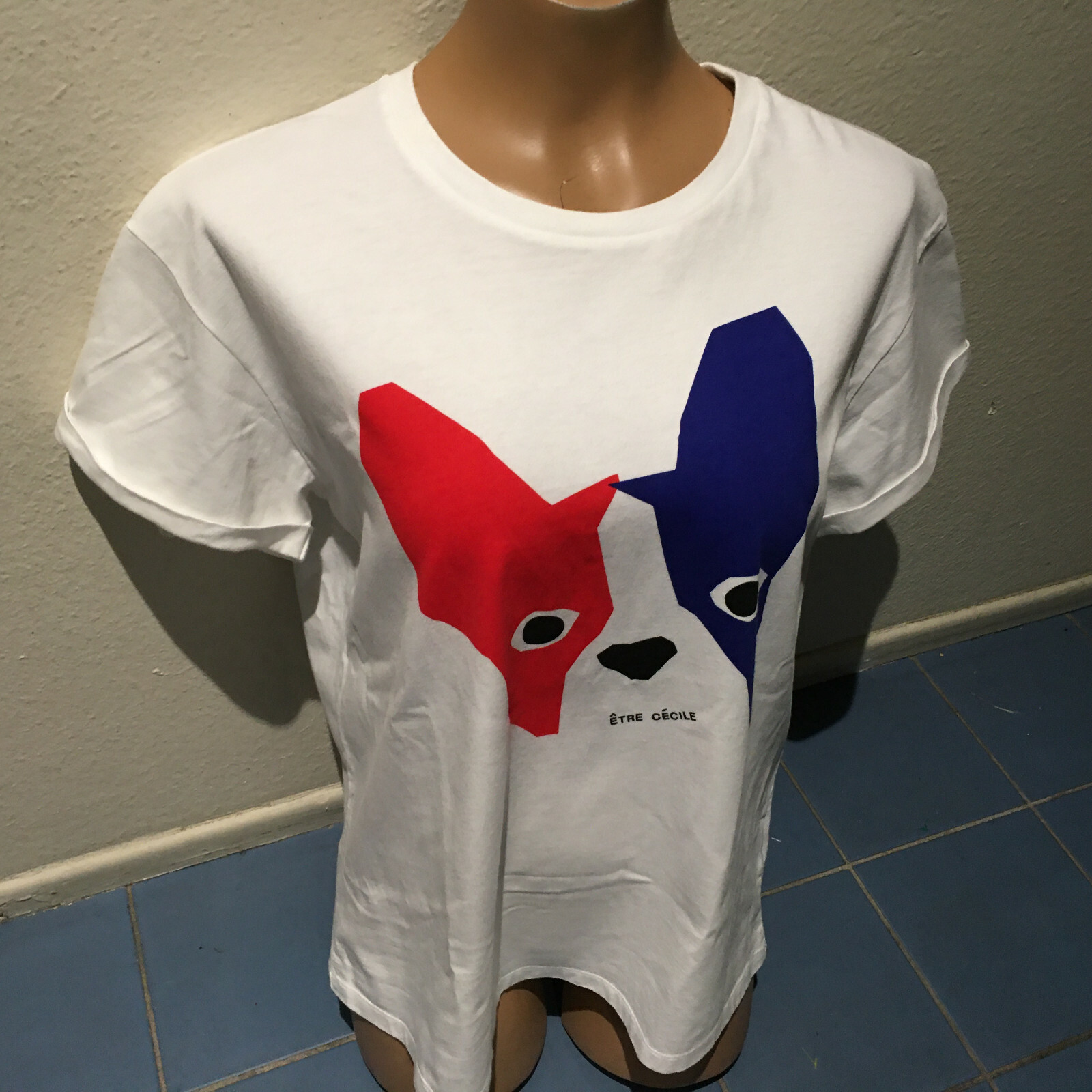 Etre Cecile French Bulldog Face Graphics WHITE Oversized Tshirt – Women’s Sz S