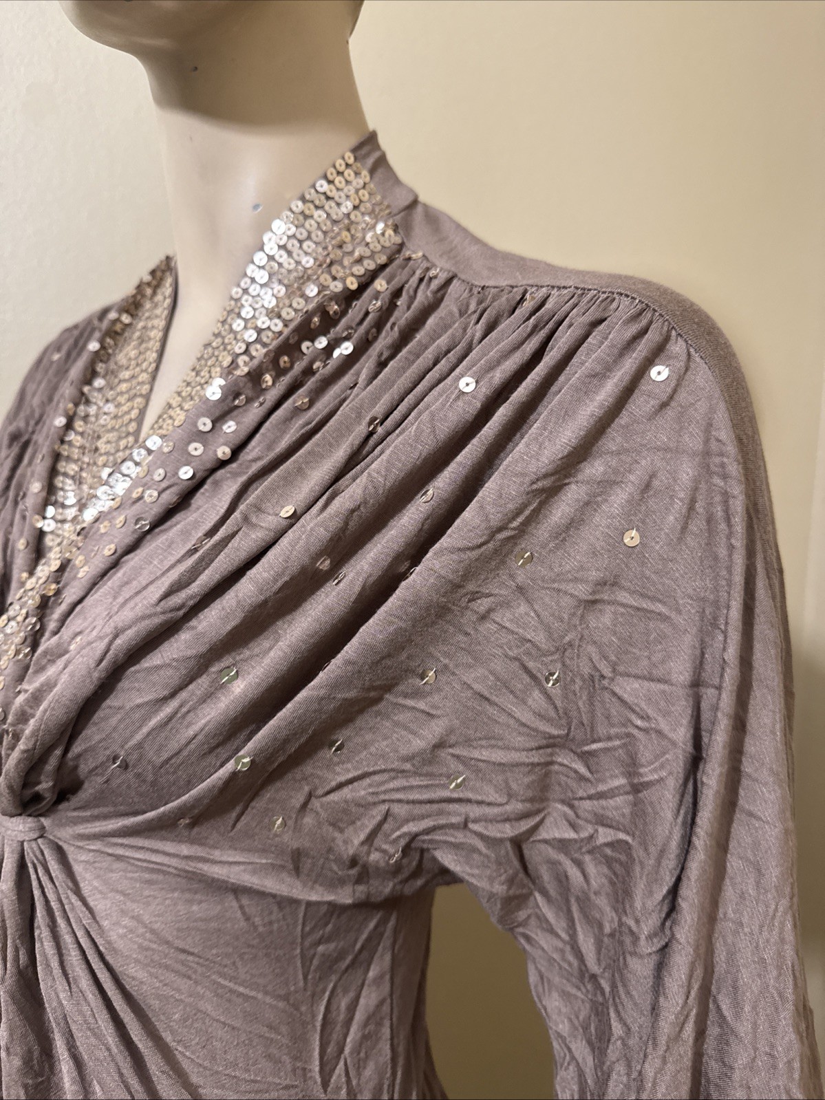 Women’s Beige Rayon Casual Party Stretch Beaded Pleated Bow Size S Blouse Top
