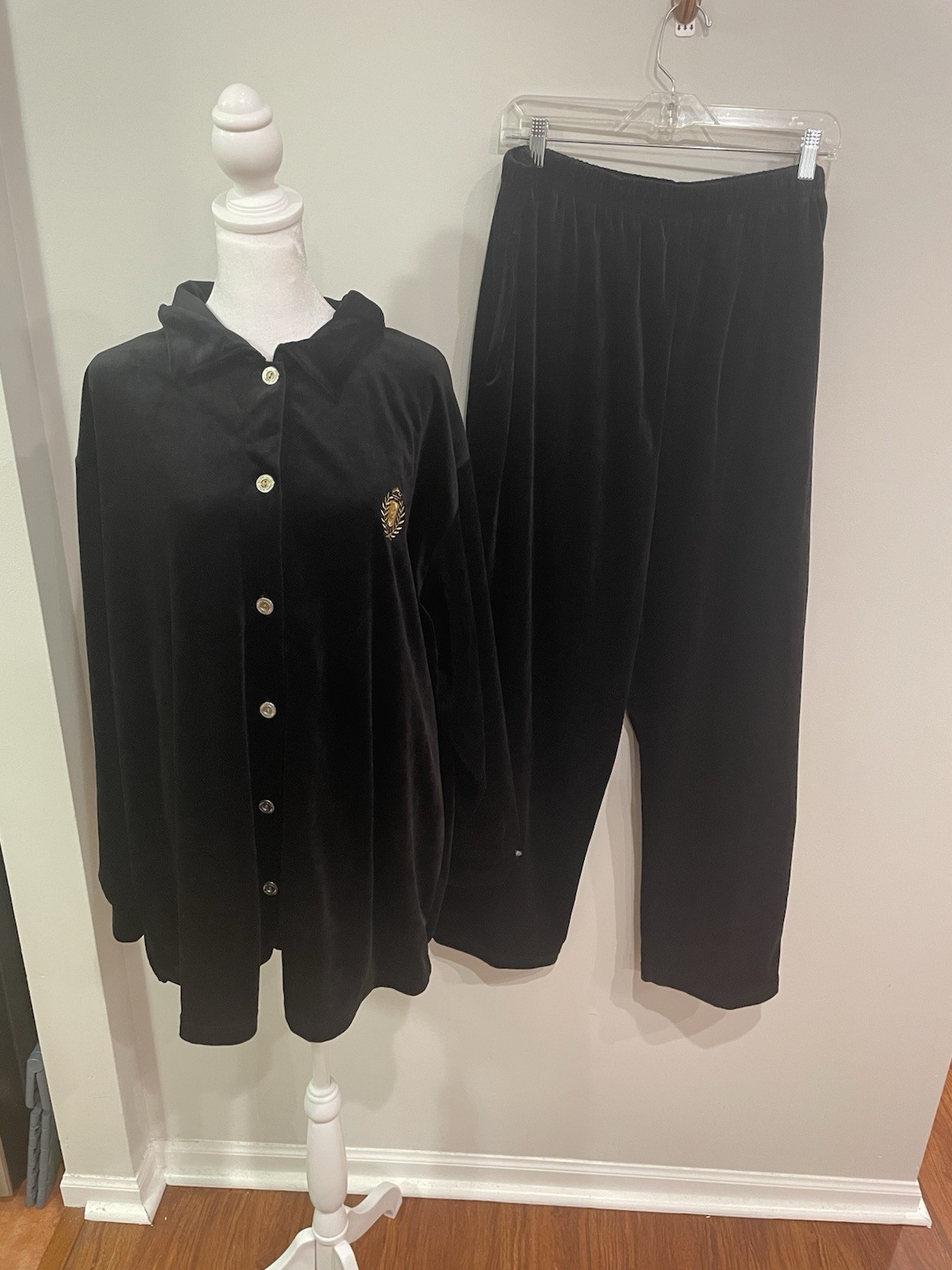 Vintage Jaclyn Smith Two piece Set Button Up Black Jacket & Pants Size 1X Black