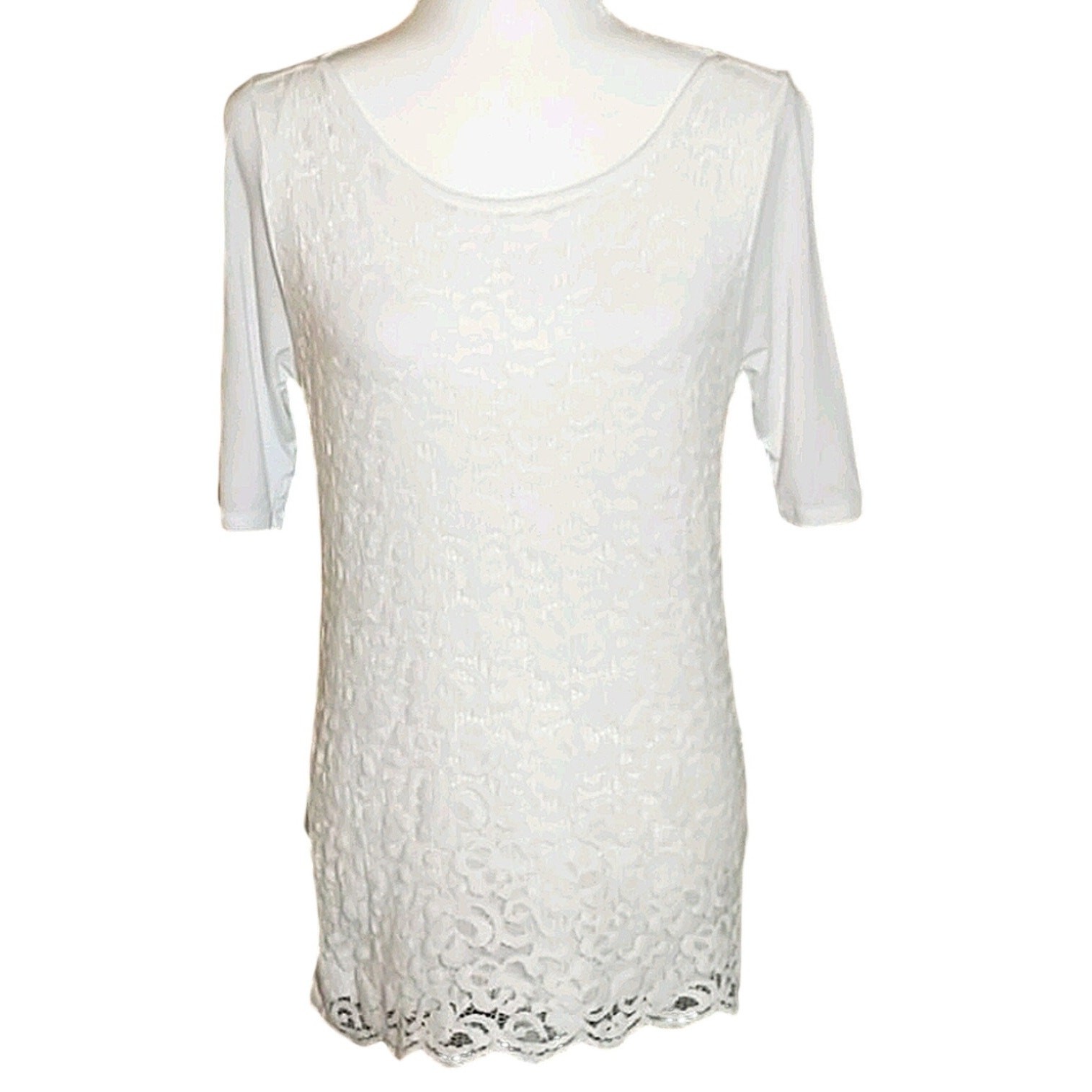 Soho New York & Co Women’s M White Lace Overlay Top Half Sleeve Scoop Neck