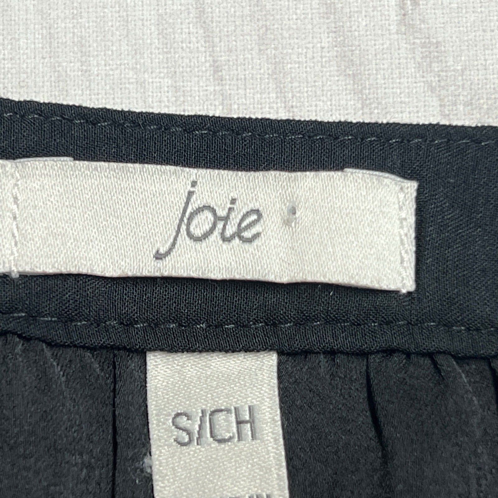 Joie Scalloped Cap Sleeve Blouse Womens Small Black Solid Button Up Office Wear