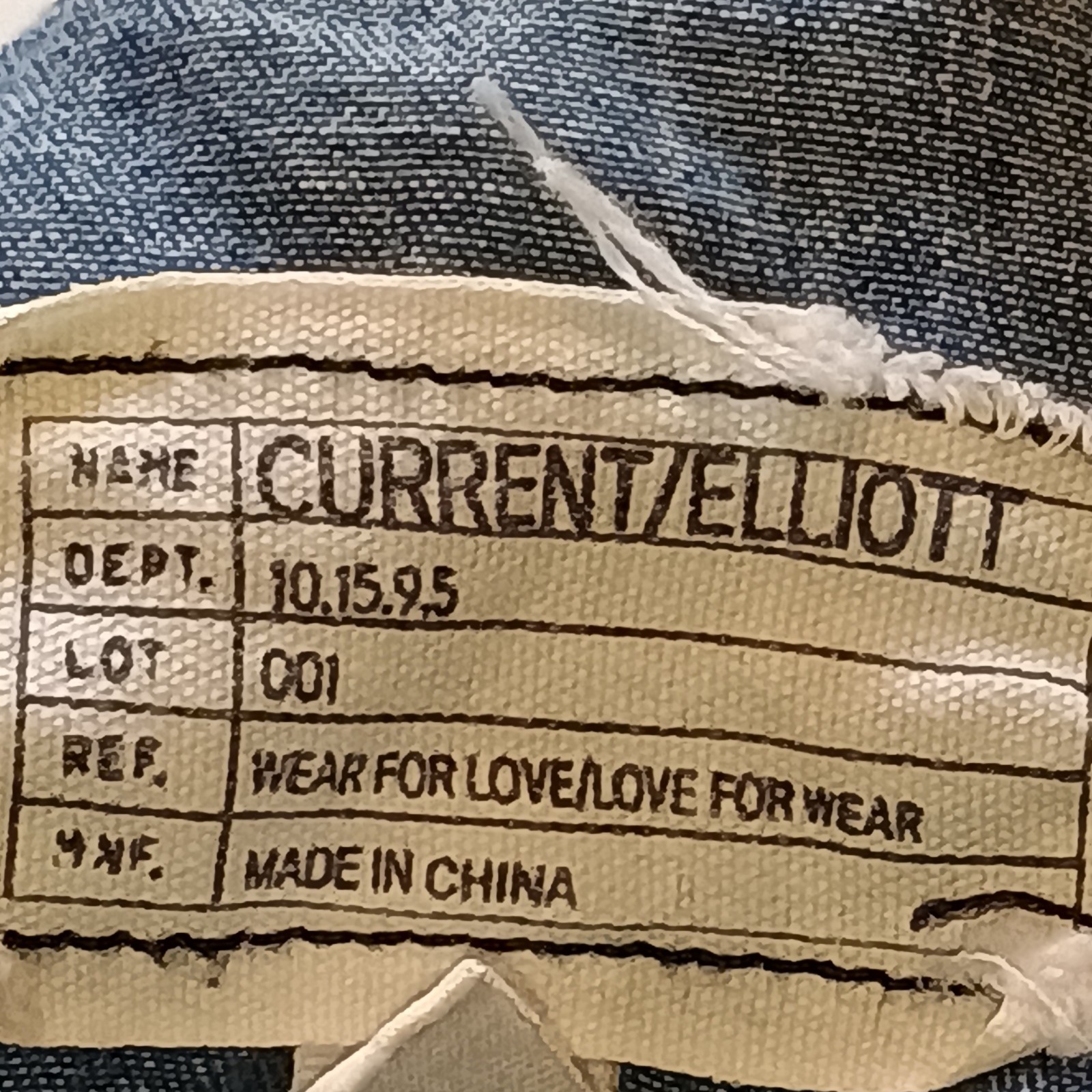 CURRENT/ELLIOTT STUDDED BLUE DENIM JEAN “The Perfect Shirt” SIZE 1 MSRP $215