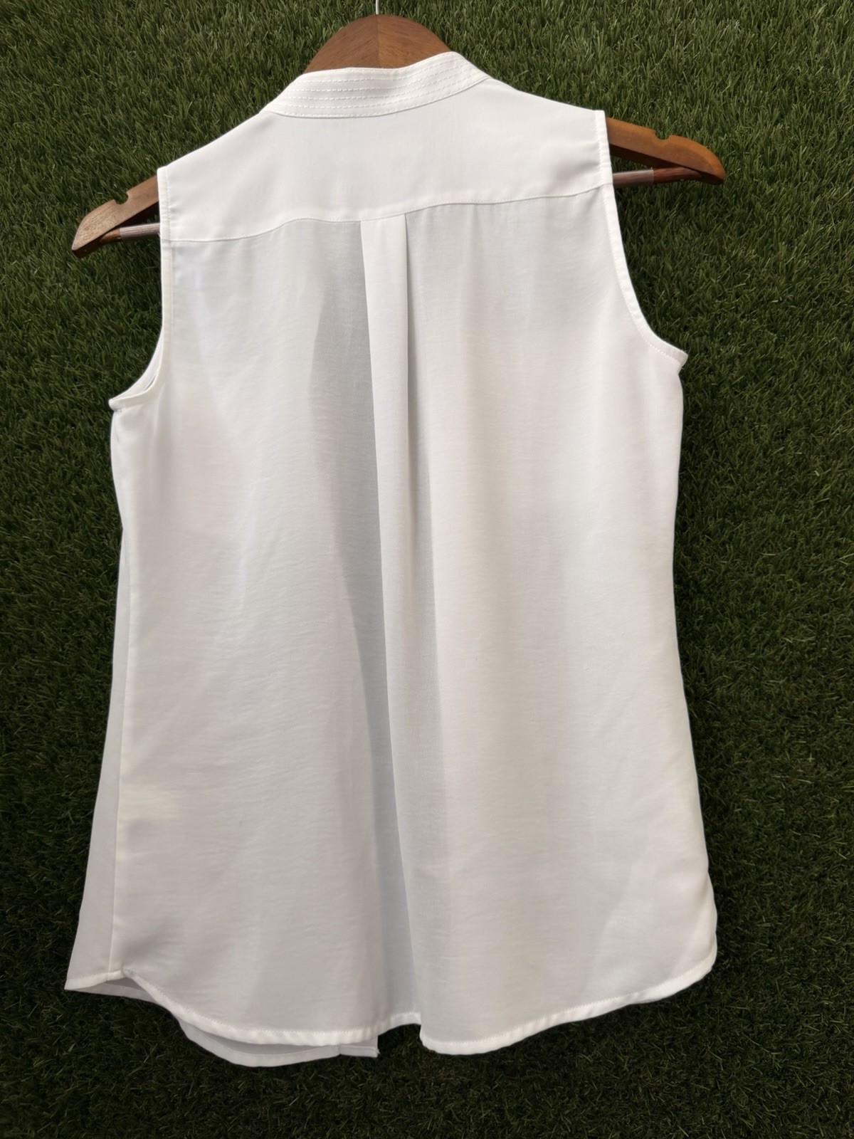 Banana Republic White Sleeveless Button-Front Collared Chiffon Blouse 2P