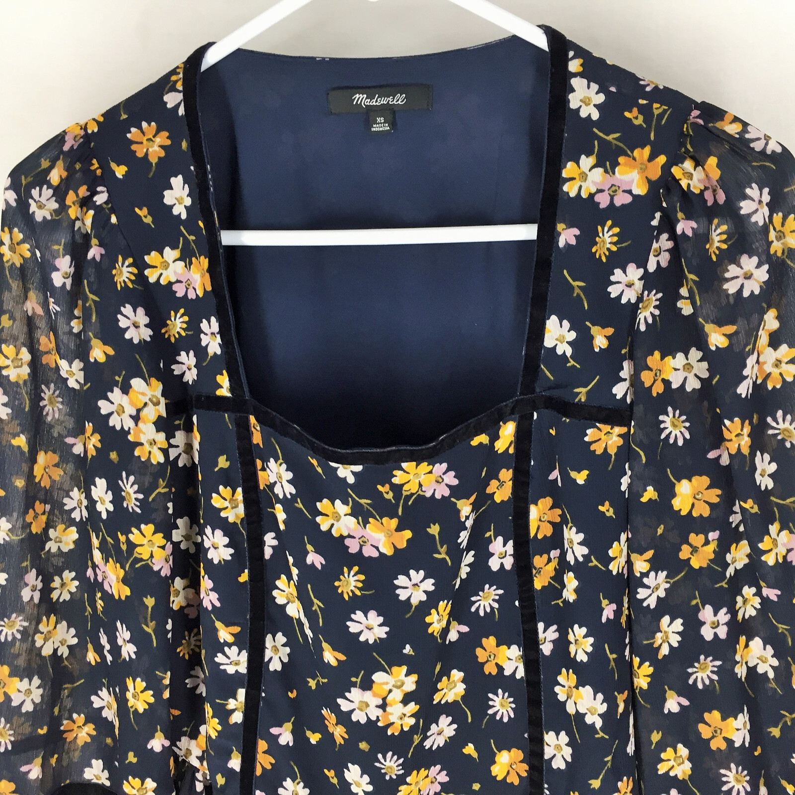 Madewell Velvet-Trimmed Square-Neck Top in Petal Party Size XS Navy Blue