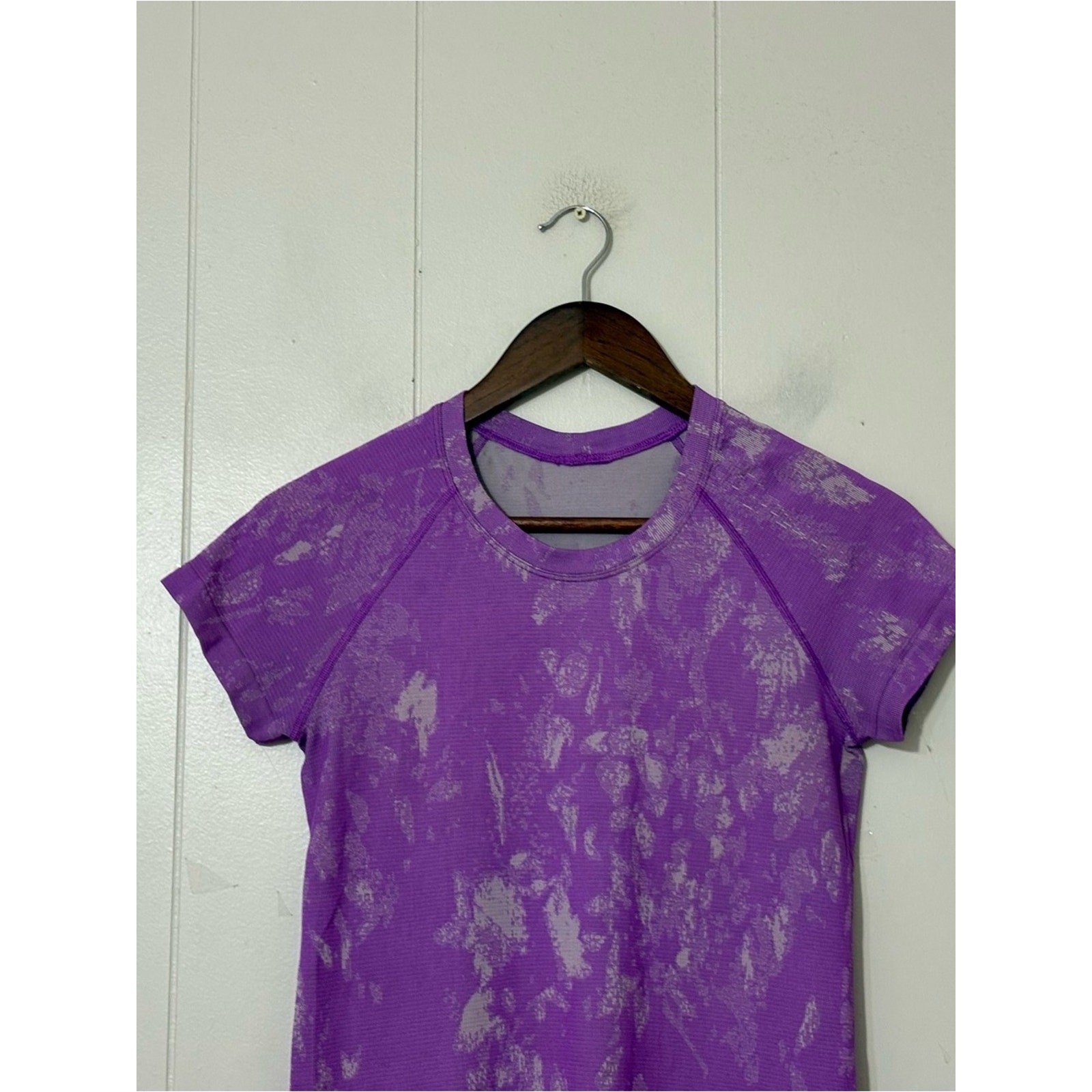 Lululemon Swiftly Tech Short Sleeve 2.0 Shadow Bloom Lilac Purple Running Shirt6