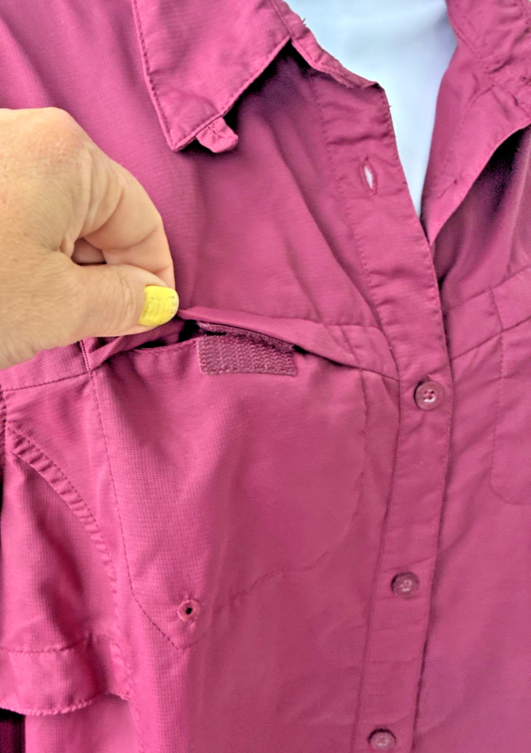 Columbia Titanium Women’s Button Up Shirt Maroon Long Sleeve Outdoor Hiking Vent