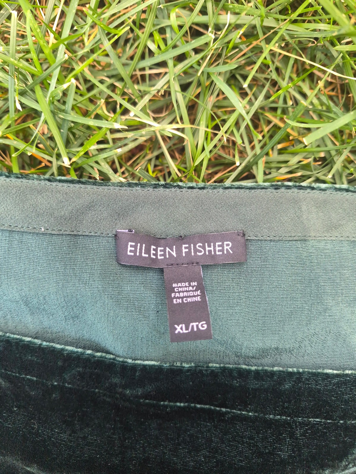 Eileen Fisher Silk Rayon Velvet XL Bateau Neck Short Sleeve Top Pine Green