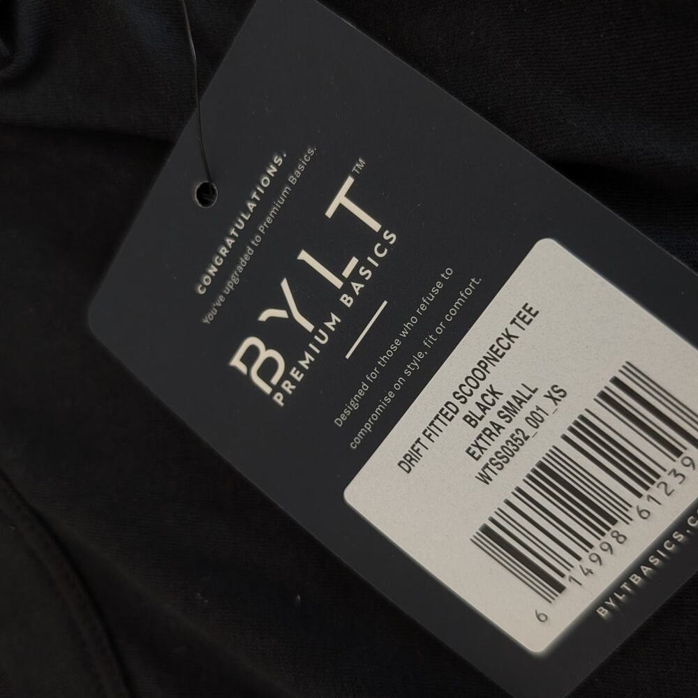 NWT BYLT Premium Basics Black Drift Fitted Scoop Neck Tee XS T-shirt Capsule