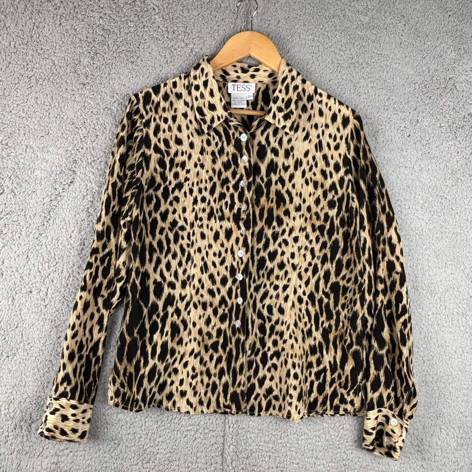 Vtg TESS Women’s Leopard Print 100% Silk Button Front Blouse Tagged Size 16 READ