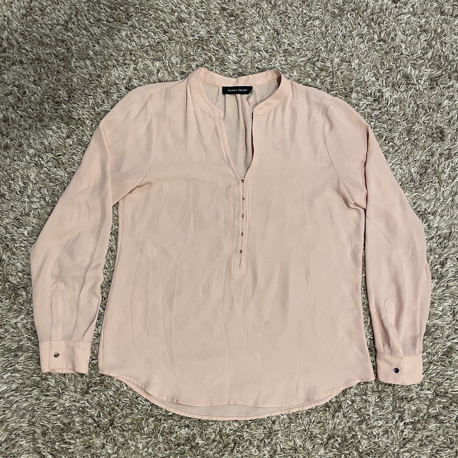 Ivanka Trump Rose Pink Dressy Long Sleeve Blouse Women’s M Half Clasp Button