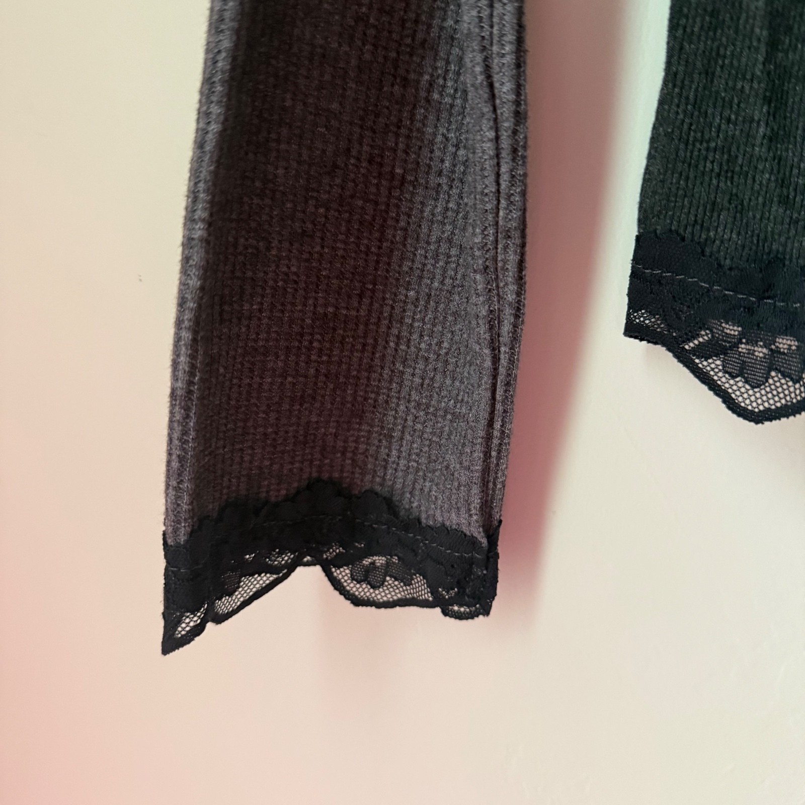 POL Charcoal Lace Thermal Top | Large