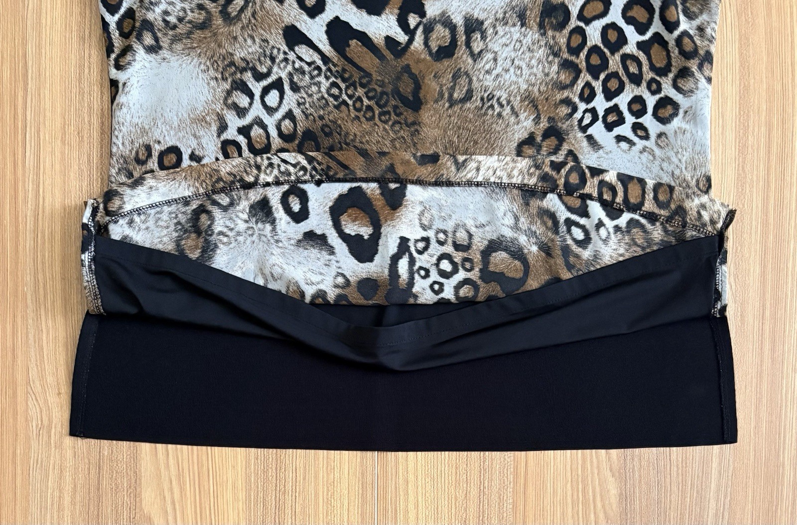 Exclusively Misook Leopard Print Sleeveless Tank Top Wmns L Neutral Luxury Basic