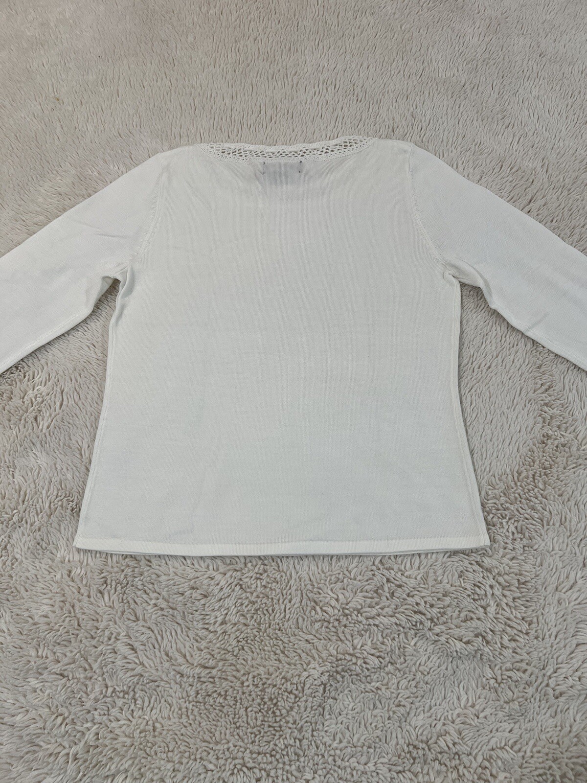 Requirements Crochet String tied Round Neckline White shirt 3/4 sleeves Size S