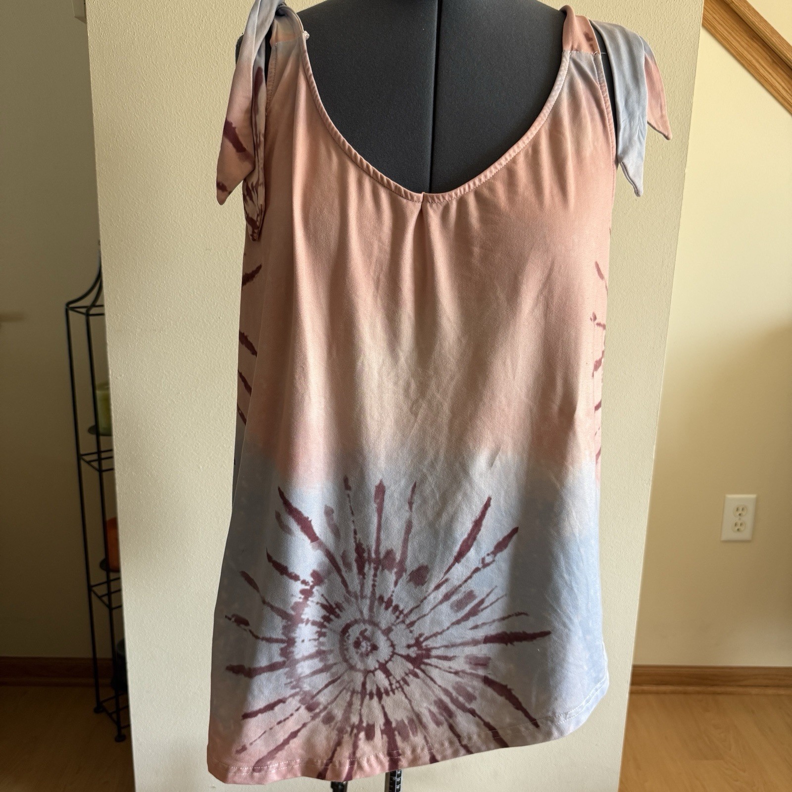 Beyond The Plane Sleeveless Tie-Dye Stretch Top, Tie-Shoulder Straps, Size XL