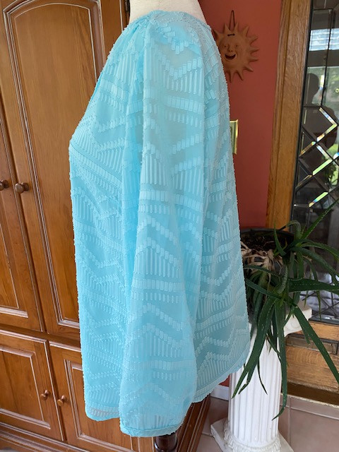 Talbots Lined Textured Half Button Blouse in Mint Blue ~ Size Large