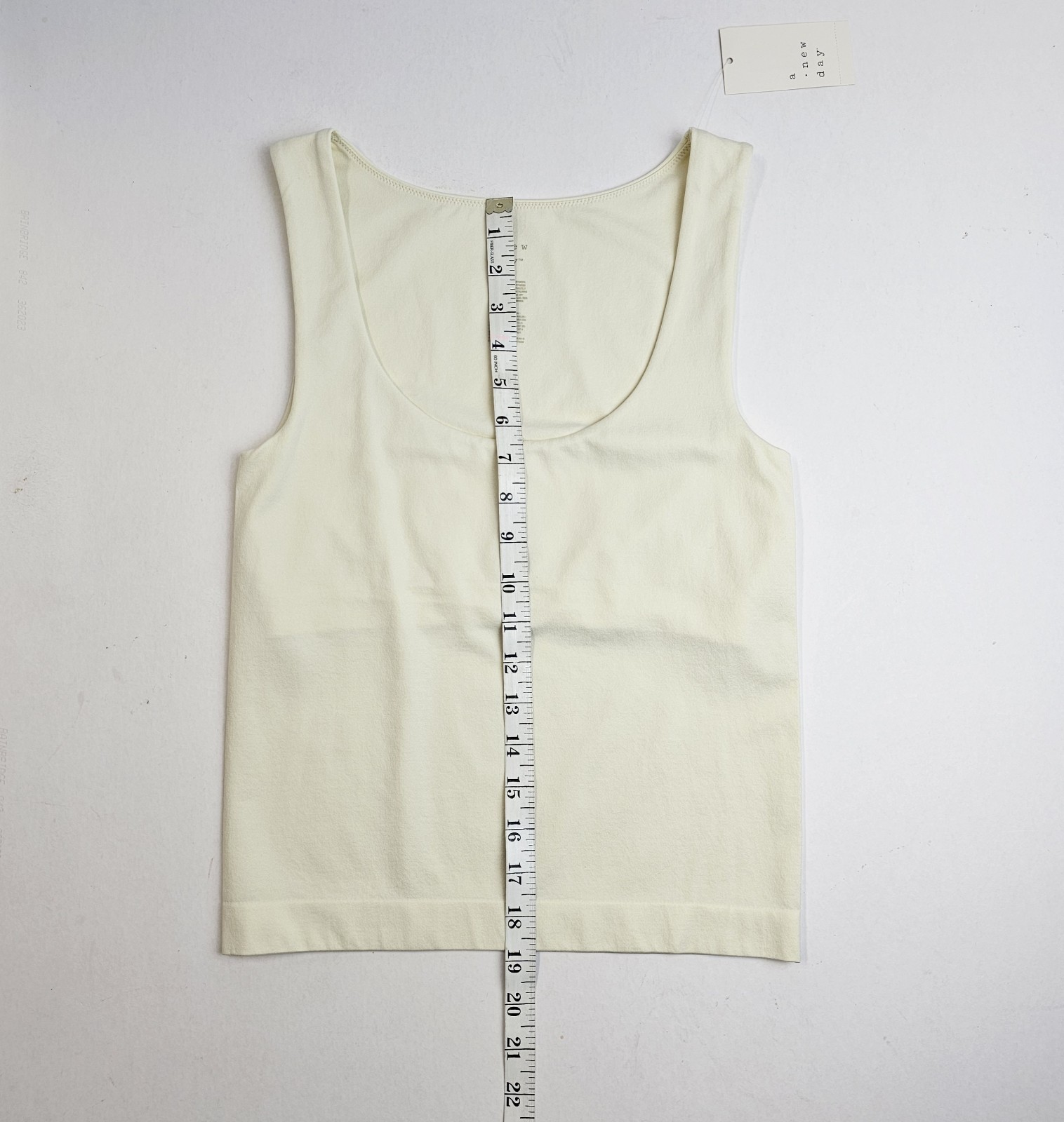 A New Day Seamless Scoop Neck Tank Top with Shelf Bra, Winter White/Ivory, Sz.S