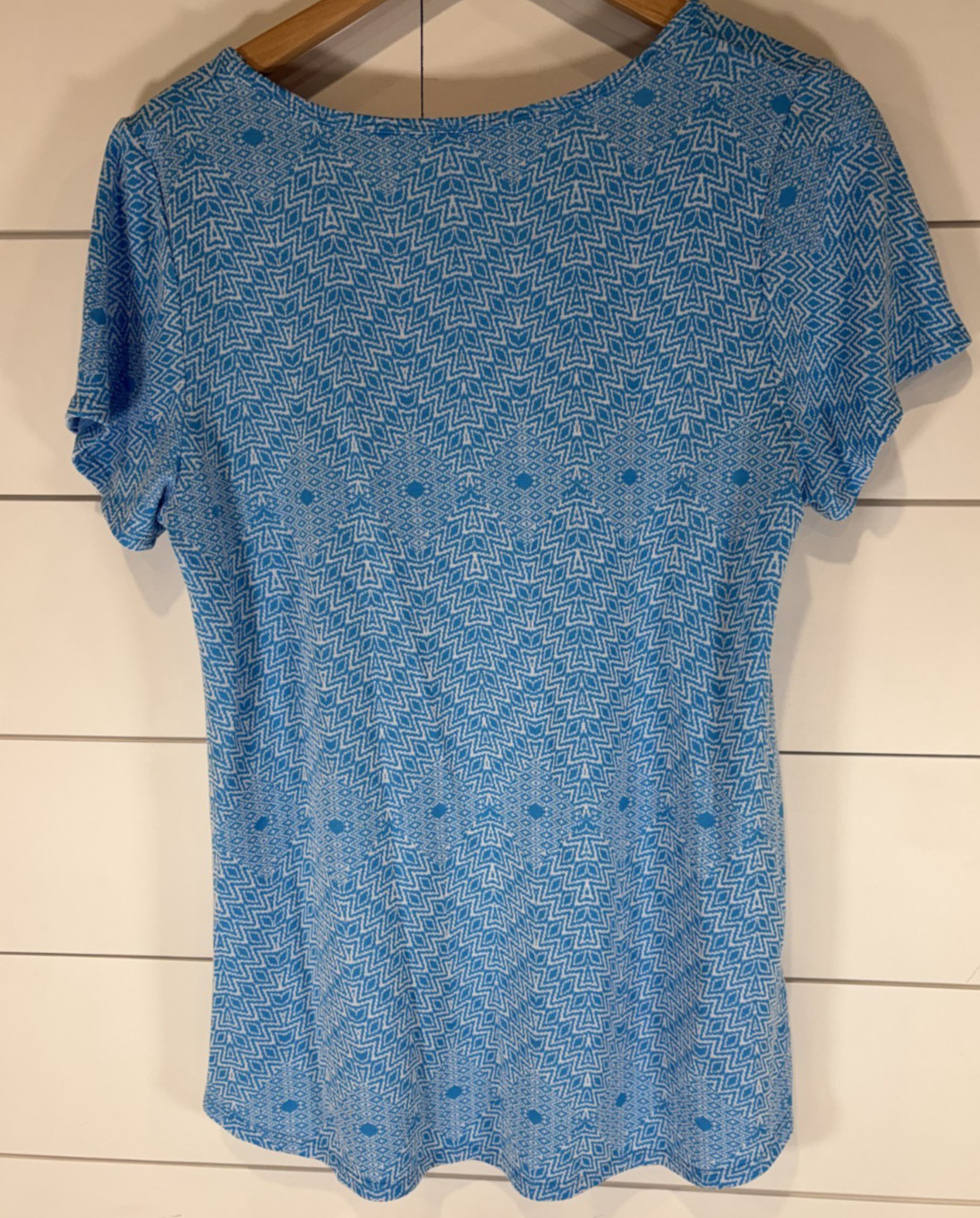 LuLaRoe Tunic Top Blouse Size XL Shirt Blue With White and Dark Blue Pattern