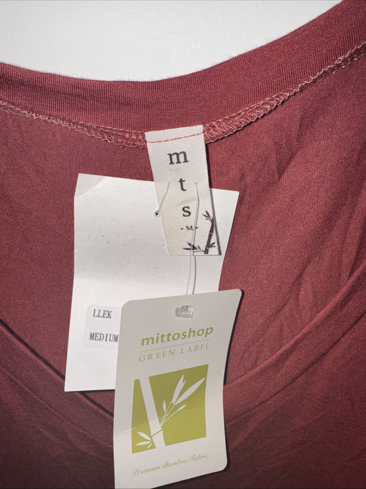 NWT Women’s Mittoshop Green Label V Neck LS Top Size Med Orange Bamboo Fabric