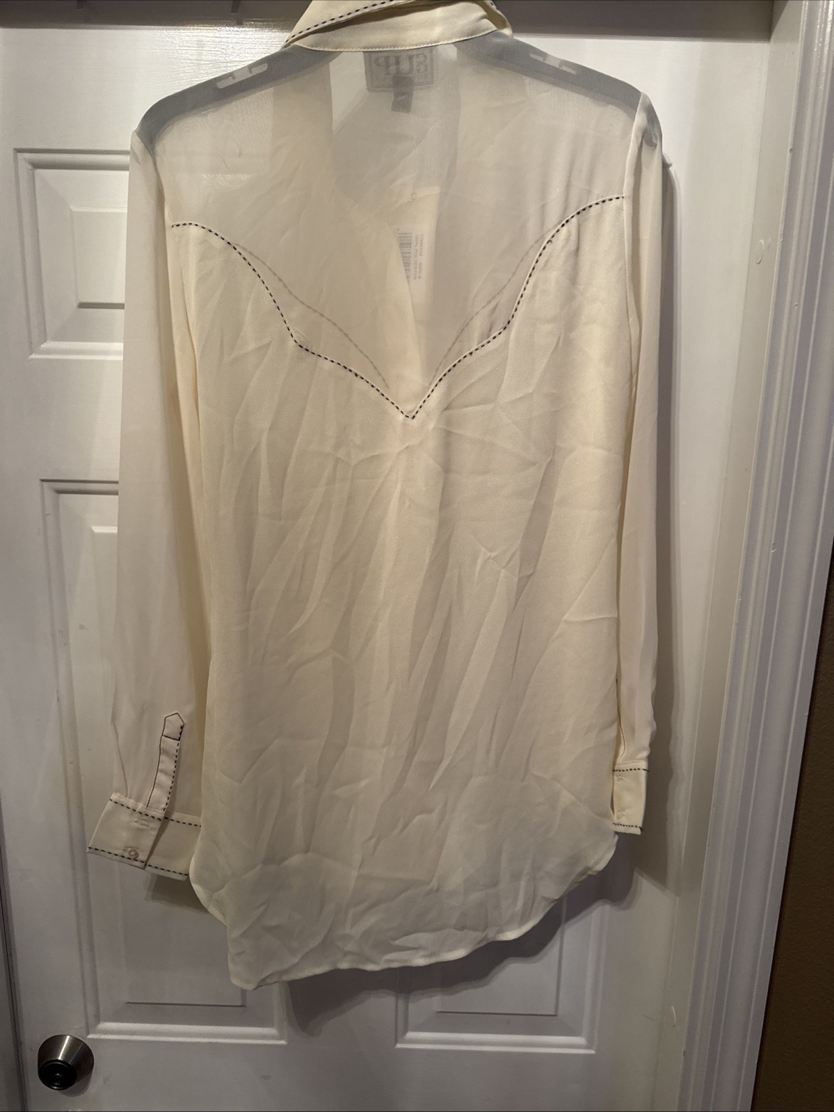 NWT Cowgirl Up Women’s Polyester Long-Sleeve Cream Classy Blouse Size S