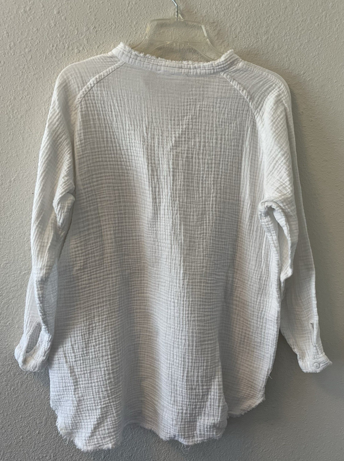 Lucca Women’s Top Size XS White Gauzy Cotton Tunic Button Boho Beachy Cottage