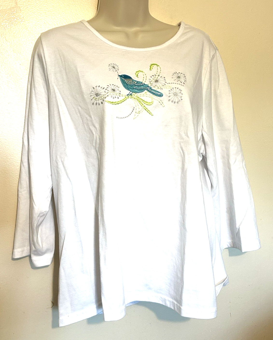 Breckenridge Women’s White Blue Bird Cotton Blend Embellished Tee New Size XL